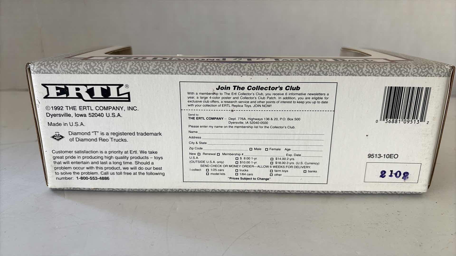 Photo 1 of ERTL “1930 DIAMOND ” T “ TANKER TRUCK” DIE CAST METAL BANK