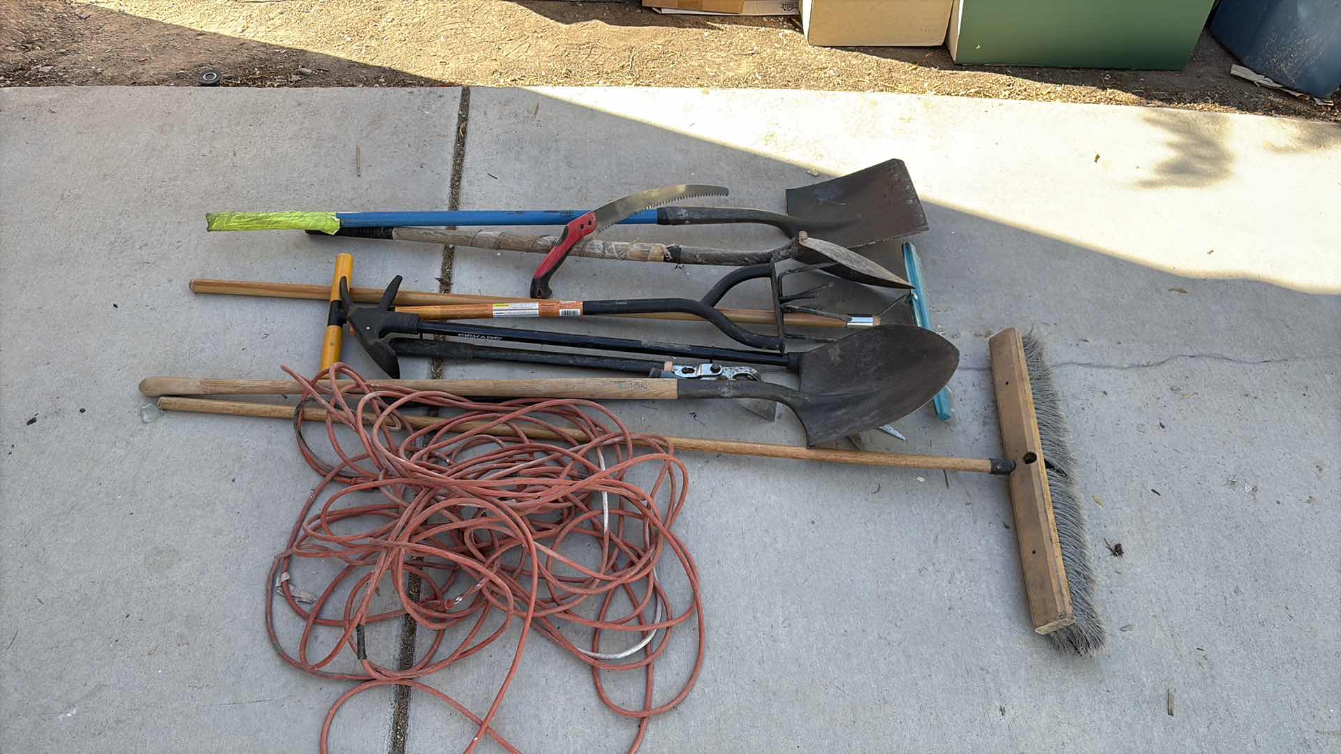 Photo 1 of GARDEN TOOLS