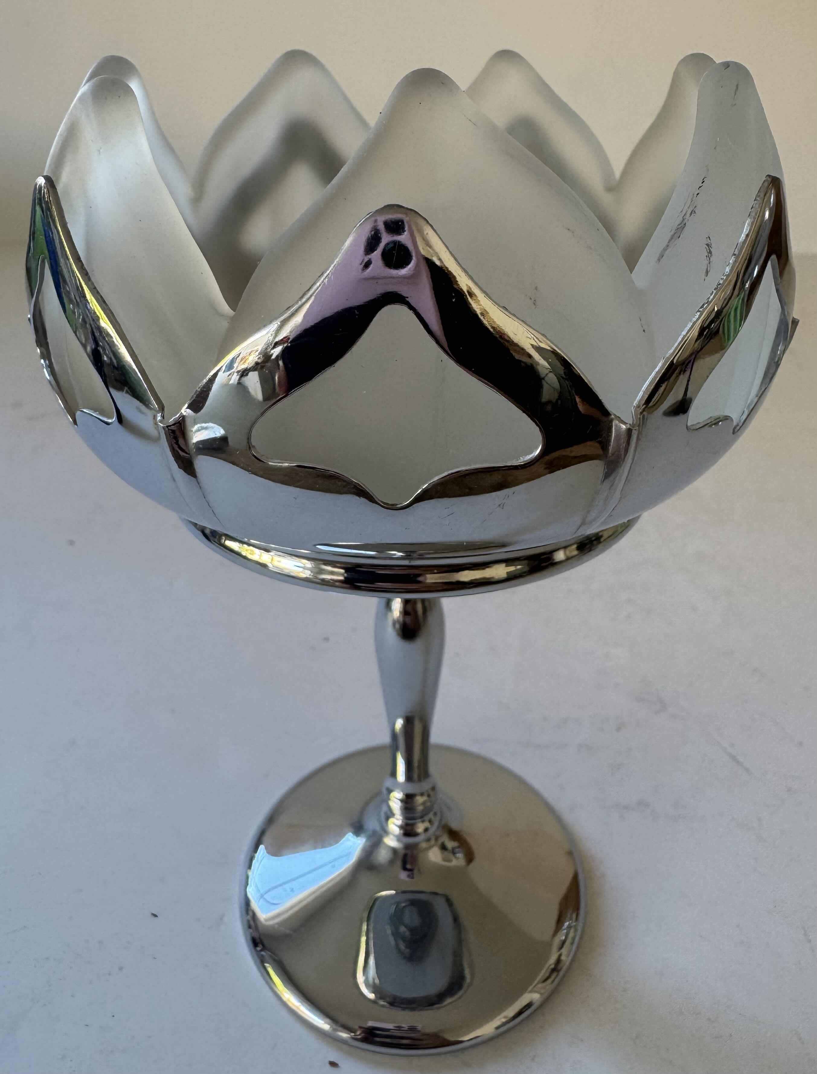 Photo 1 of 3- KROME KRAFT FROSTED GLASSES SILVER TONE W4.5” X H 6.75”