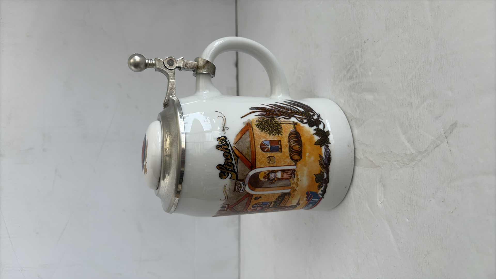 Photo 1 of STROHS BAVARIA COLLECTION 2 STEIN