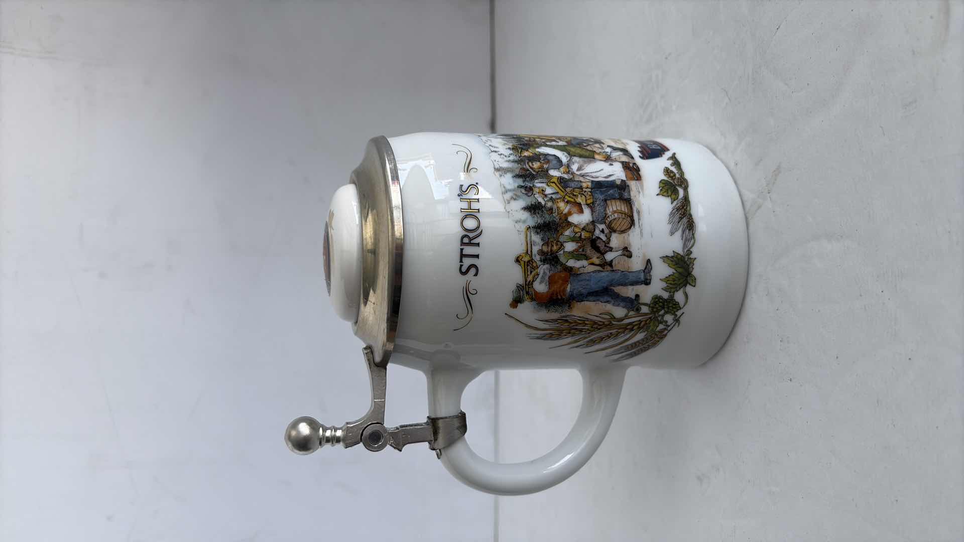 Photo 1 of STROHS BAVARIA COLLECTION 1 STEIN