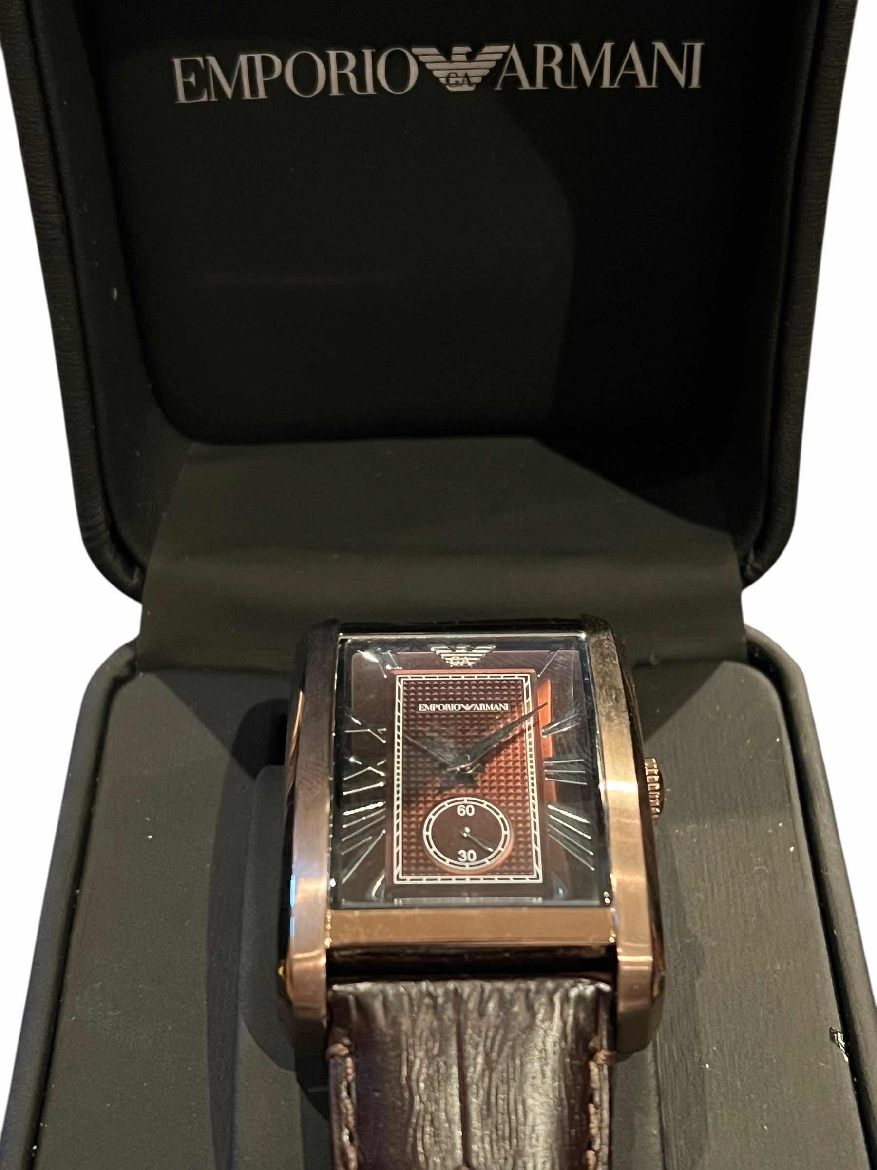 Photo 1 of DESIGNER EMPORIO ARMANI LEATHER BAND MENS WATCH $125