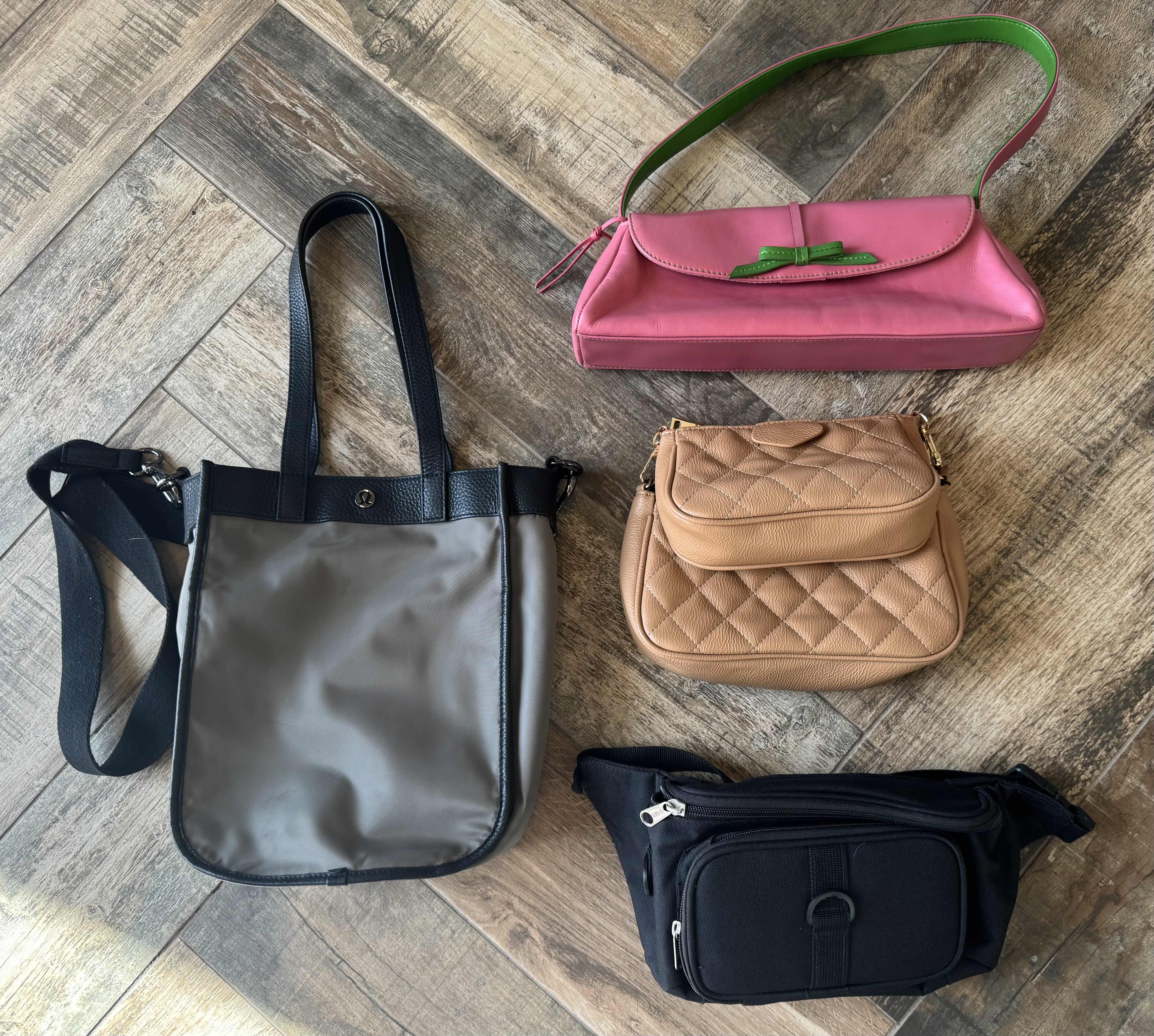 Photo 1 of 4-WOMEN'S HANDBAGS

