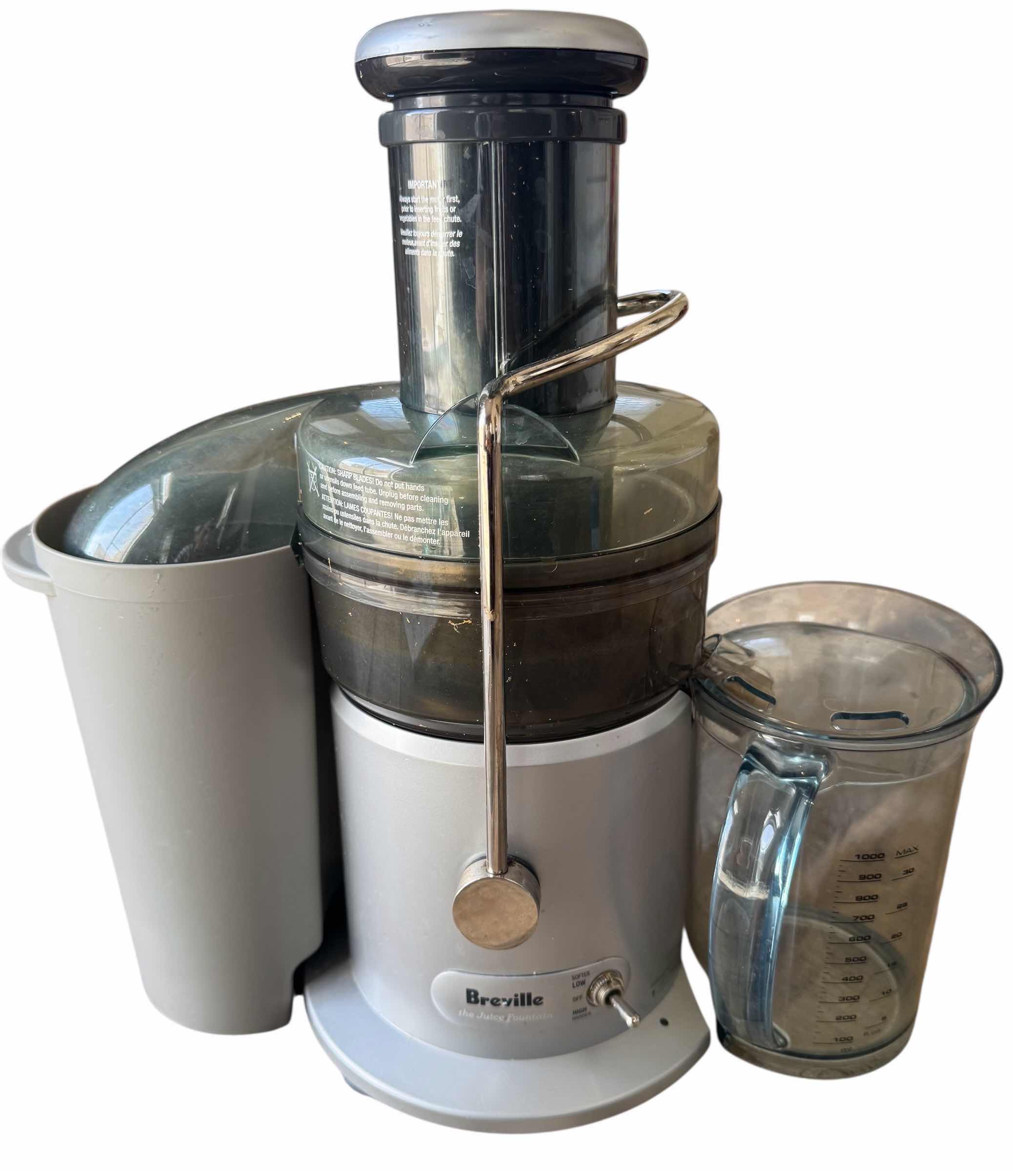 Photo 1 of BREVILLE JUICER, 7 THICK GREEN GLASSES
