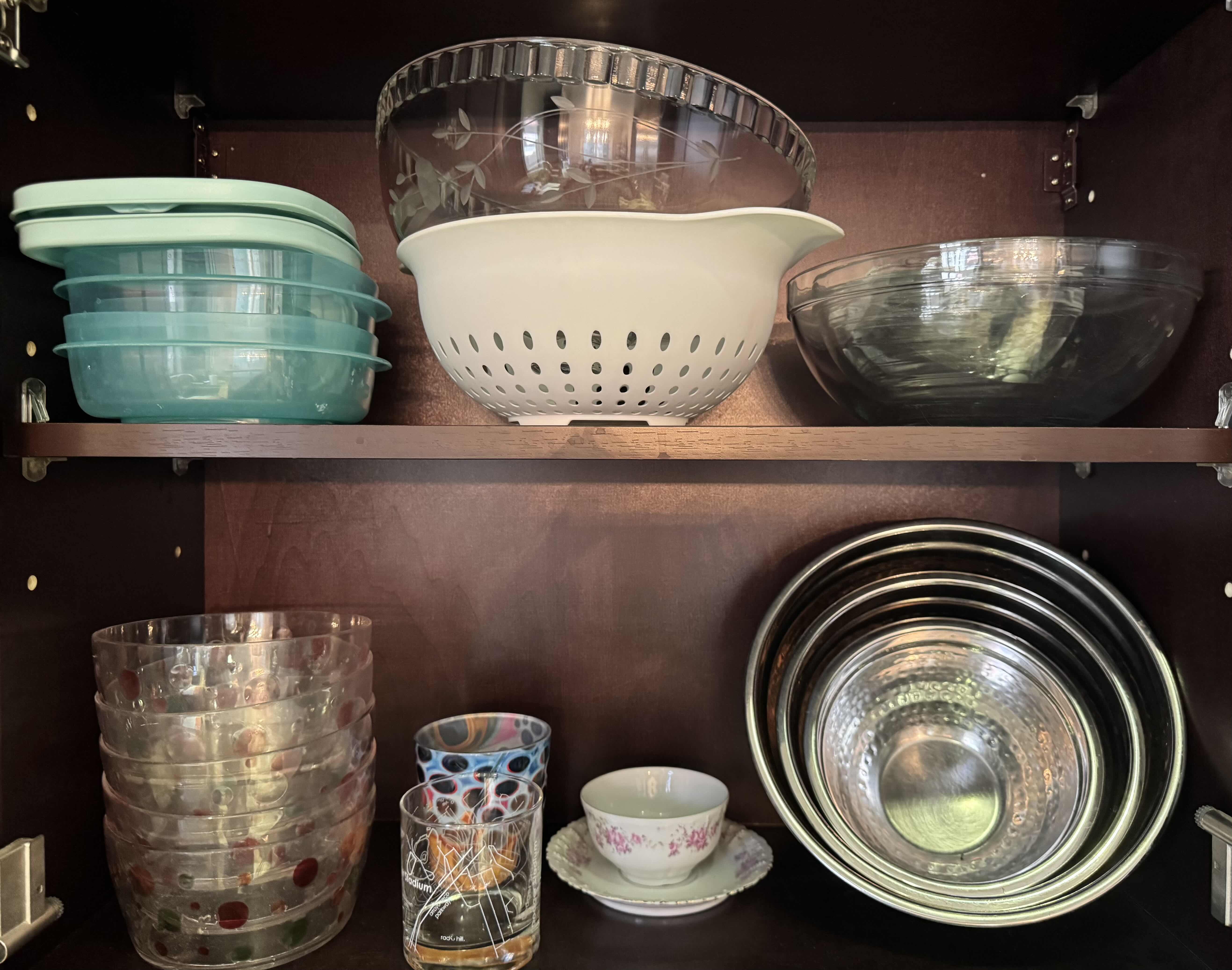 Photo 1 of CONTENTS OF KITCHEN CABINET-BOWLS 