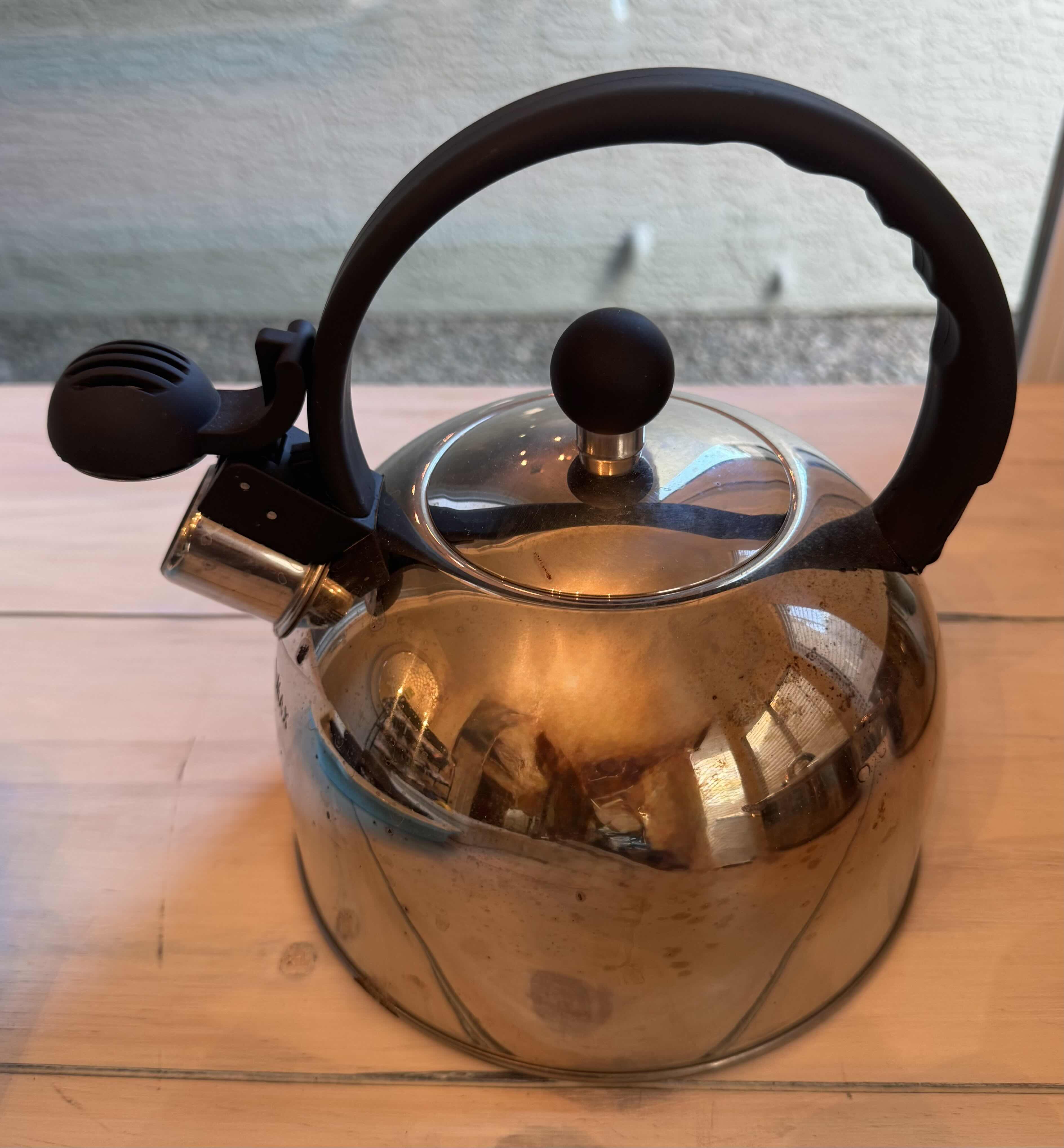 Photo 1 of COPPER TEA KETTLE, POTS & KITCHEN UTENSILS