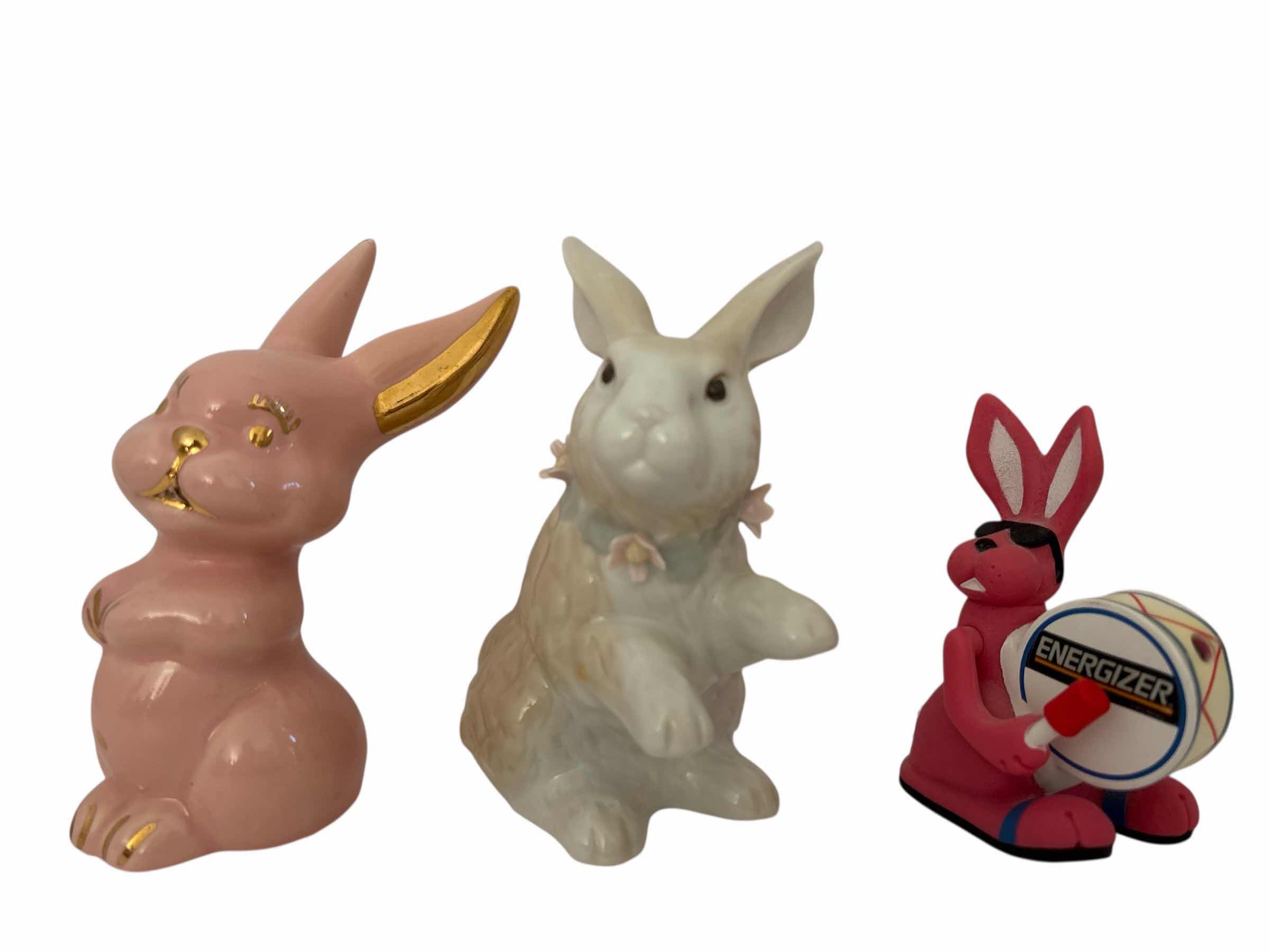 Photo 1 of (3)PCS BUNNY FIGURINE