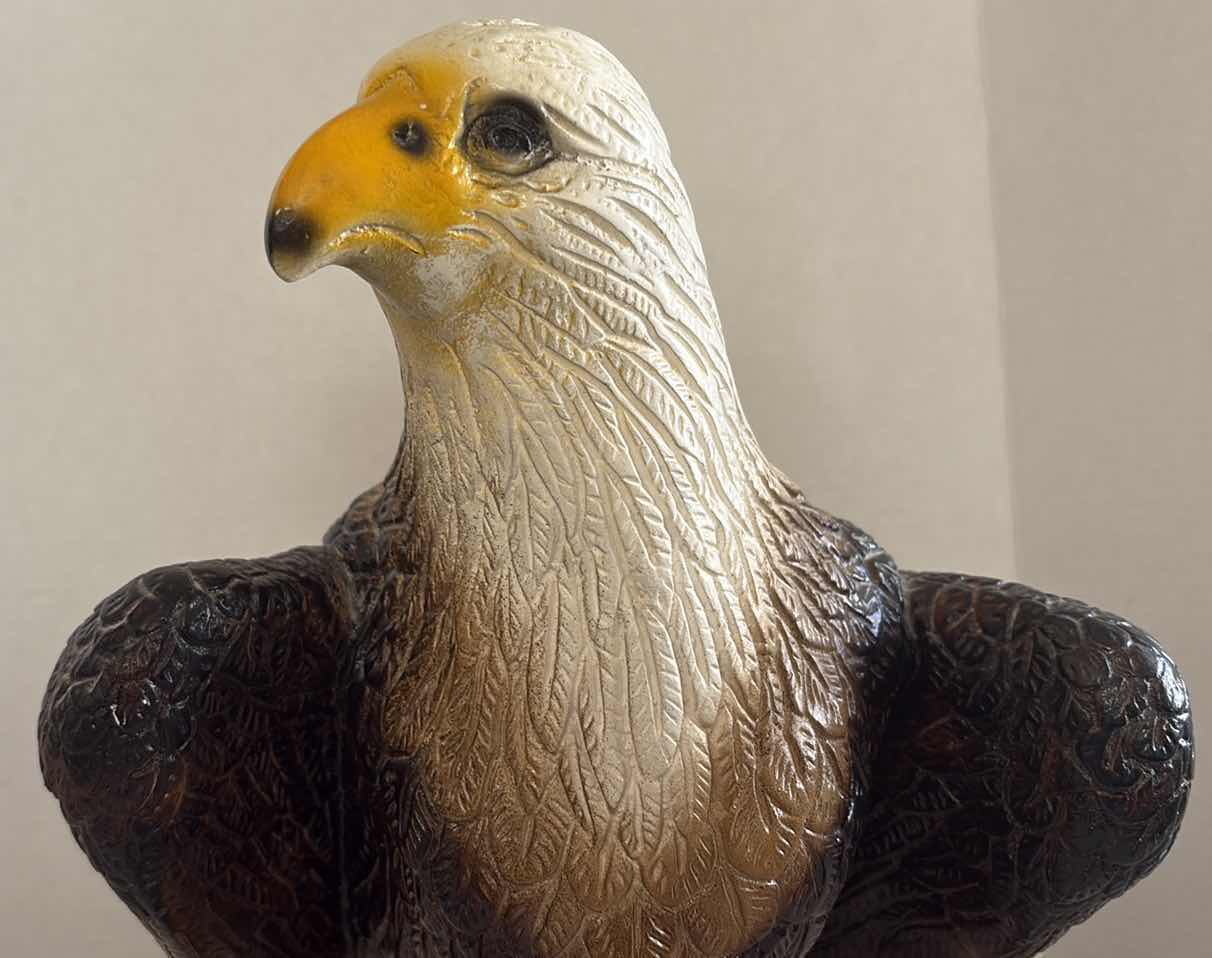 Photo 1 of BALD EAGLE STATUE H19”