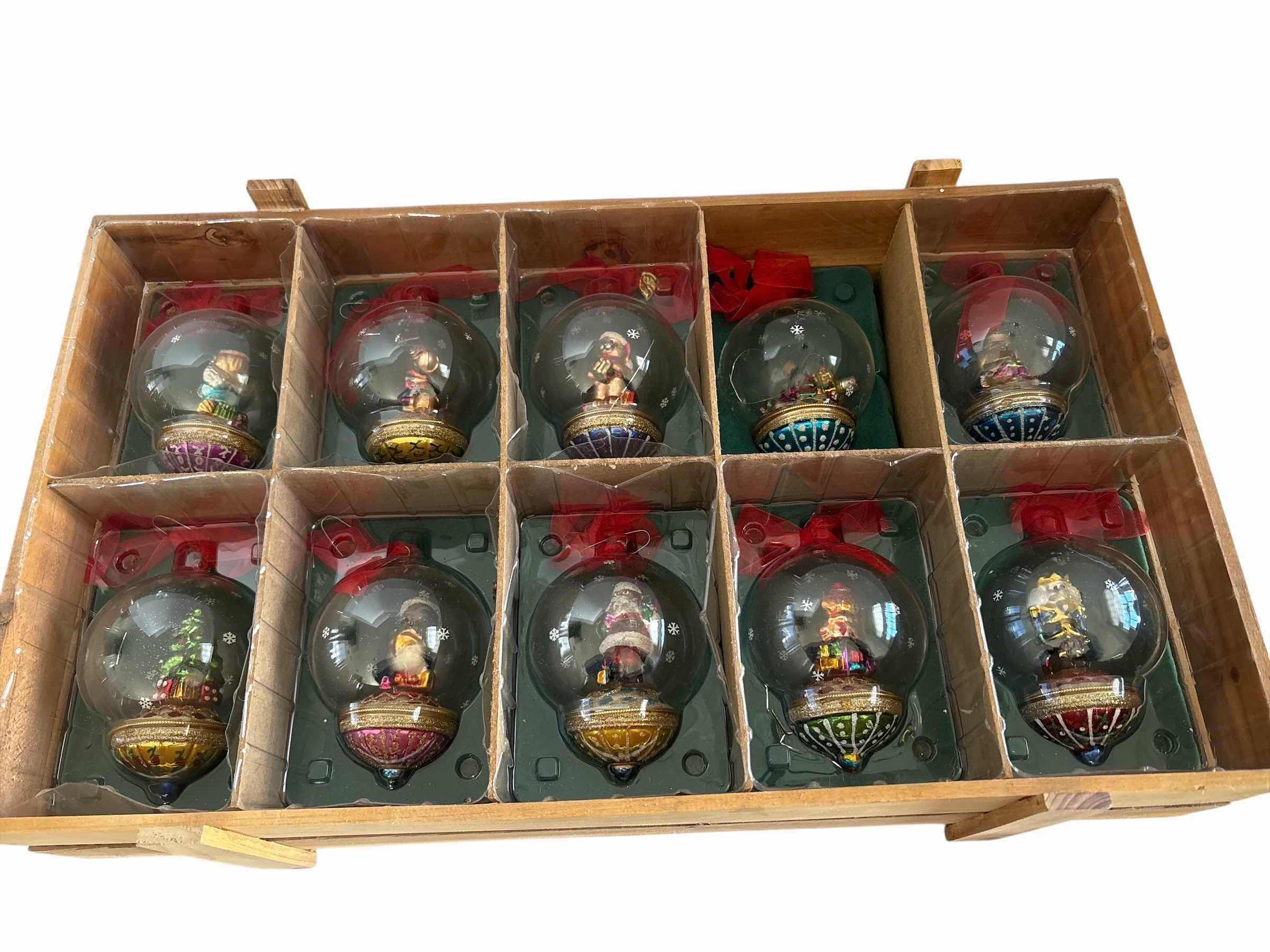Photo 1 of (10)PCS THOMAS PACCONI CHRISTMAS GLASS GLOBES
