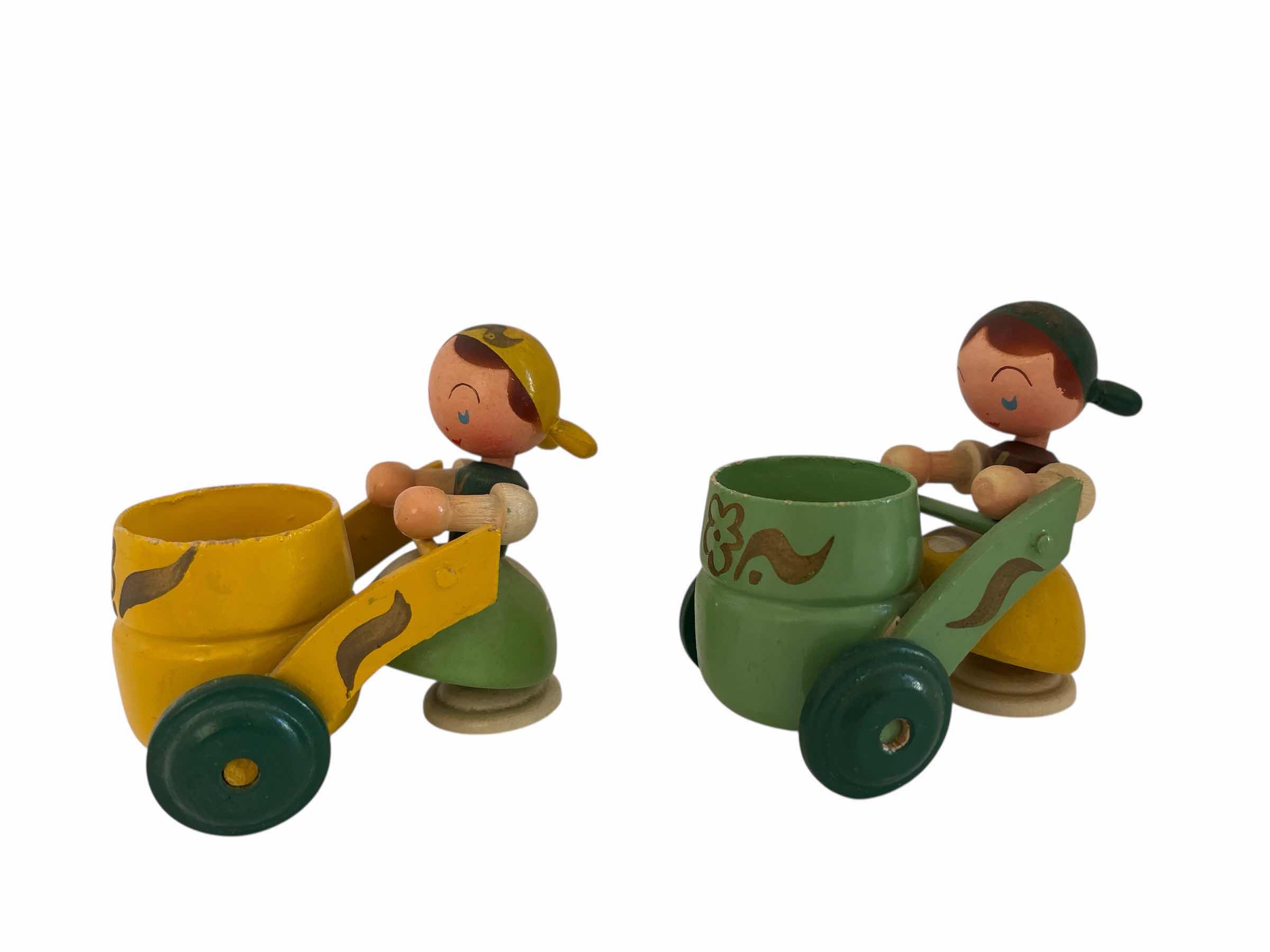 Photo 1 of (2)PCS VINTAGE WOOD FIGURE HAND-PAINTED H3”