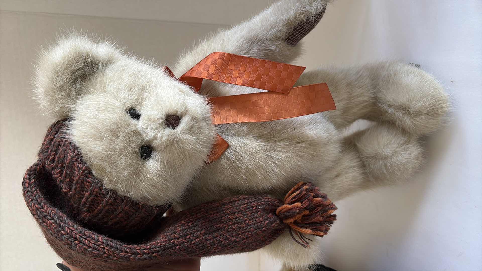 Photo 1 of (2)PCS BOYDS PLUSH BEAR H15”