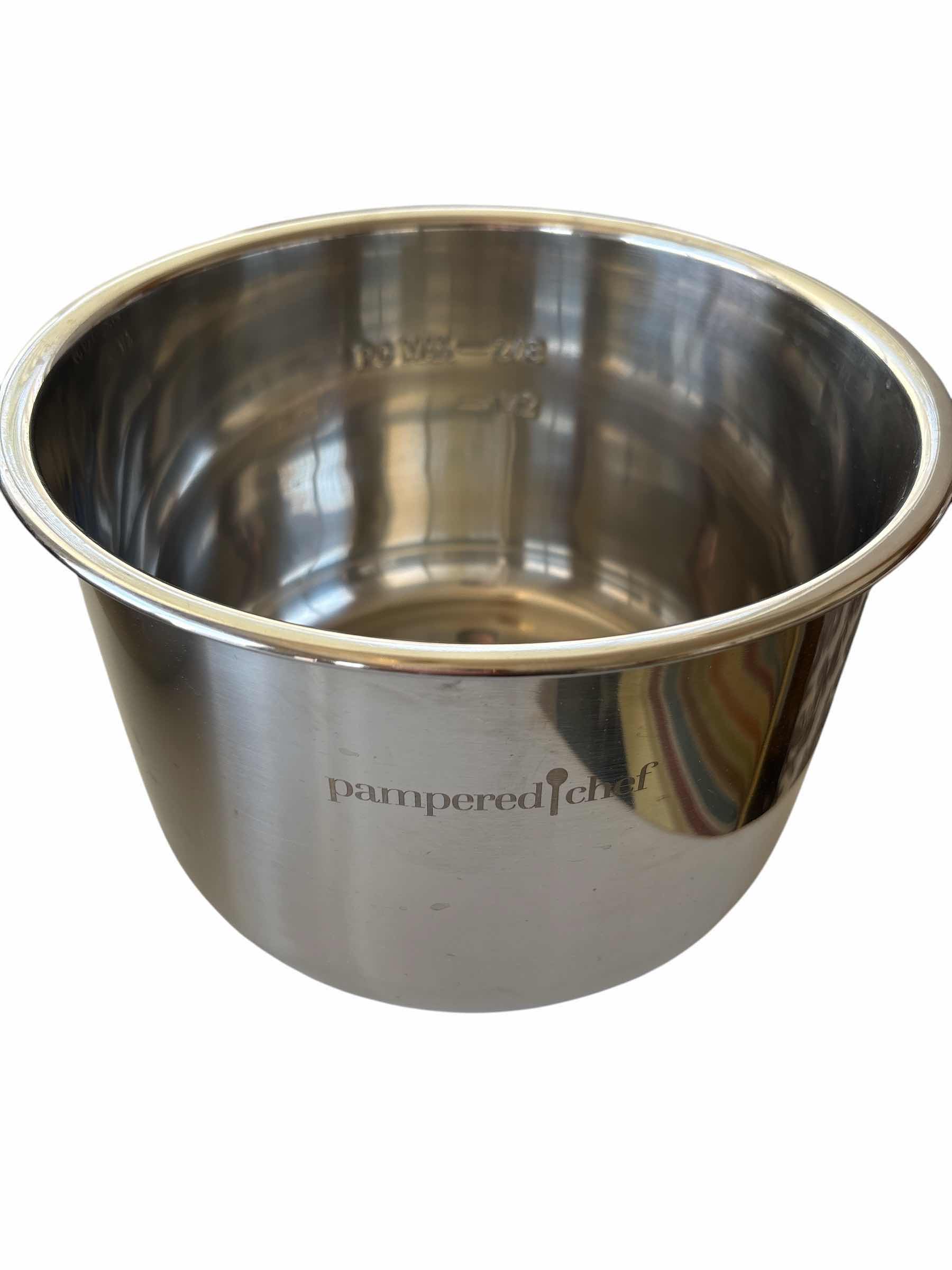 Photo 1 of (2)PCS STAINLESS STEEL MIXING BOWLS