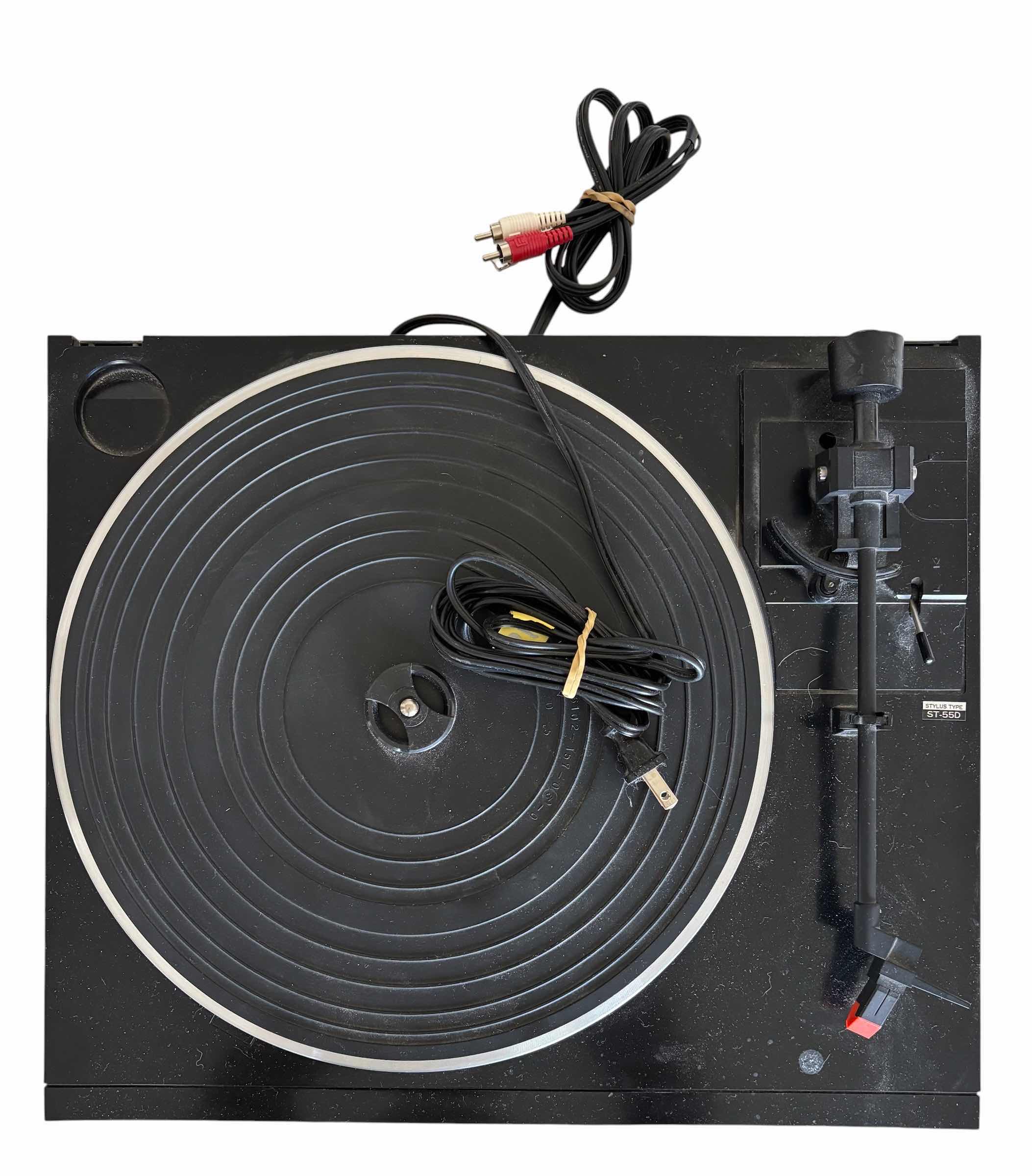 Photo 1 of VINTAGE FISHER MT-34 TURNTABLE $140