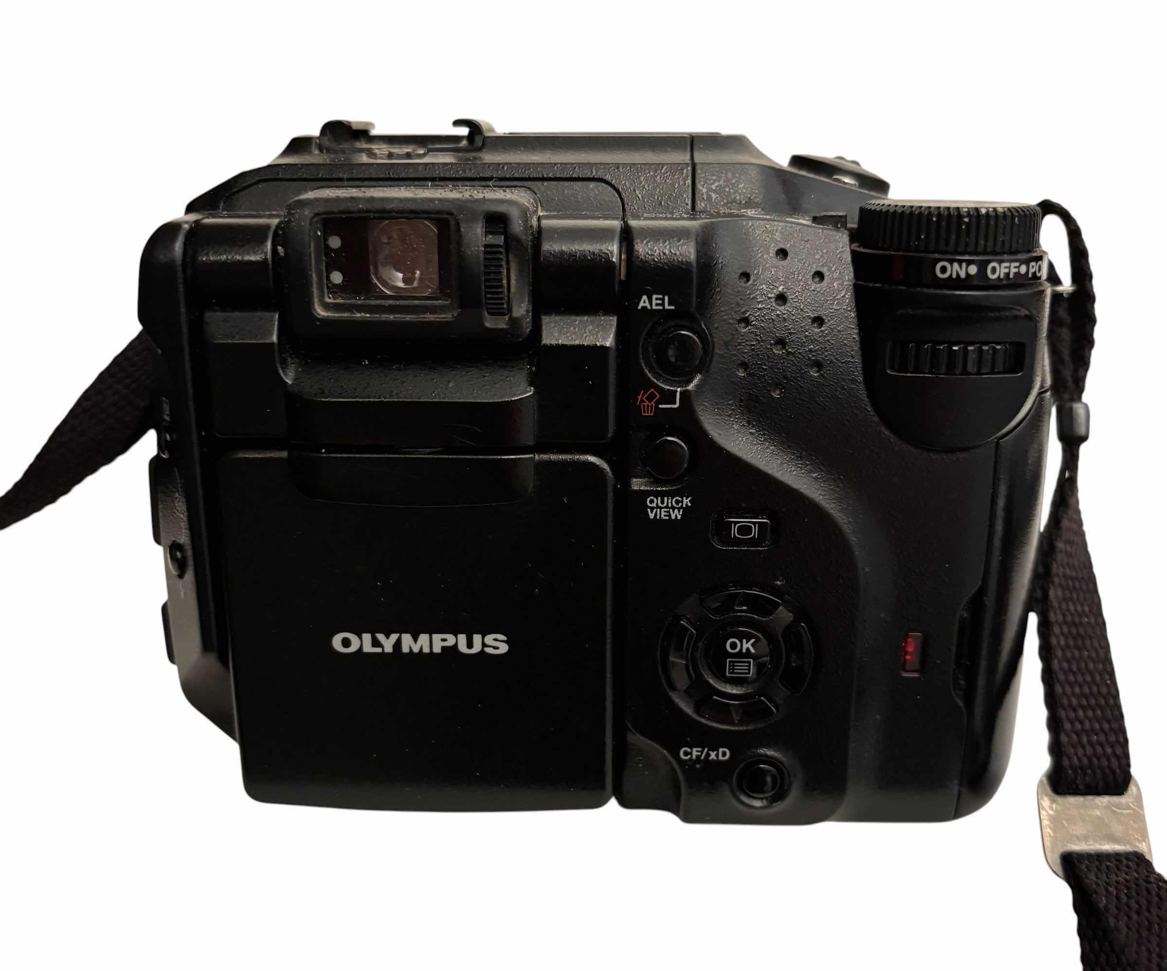 Photo 1 of OLYMPUS CAMEDIA C-5060 CAMERA