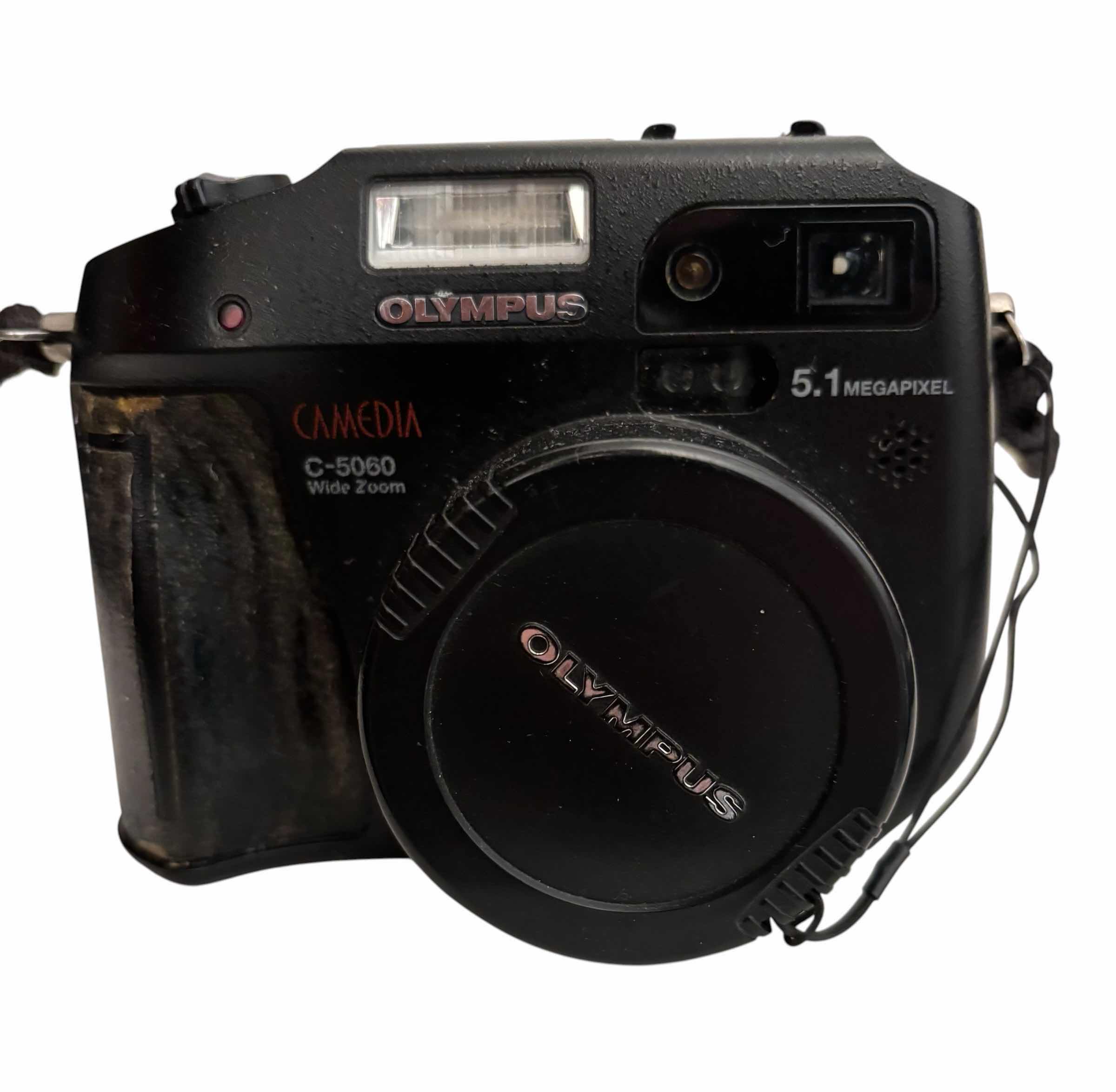 Photo 1 of OLYMPUS CAMEDIA C-5060 CAMERA