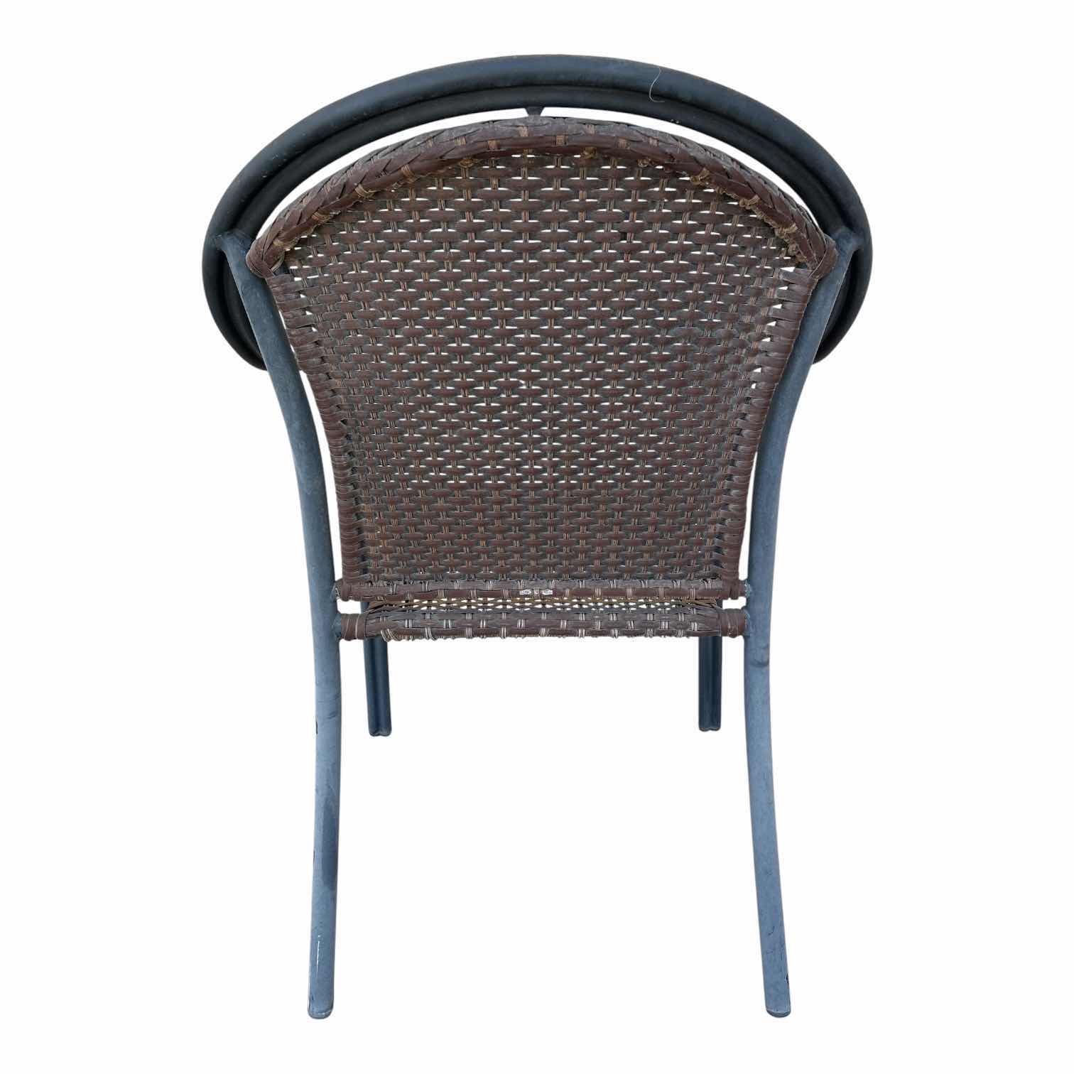 Photo 1 of (3)PCS WOVEN METAL PATIO ARMCHAIR SEAT 17” TOTAL H33”