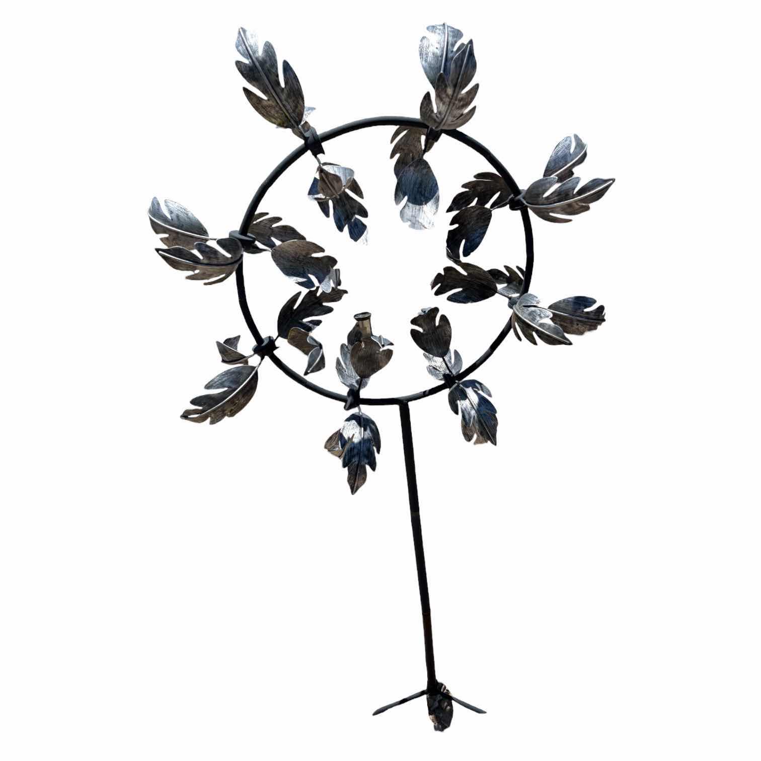 Photo 1 of RICHMOND SILVER WIND SCULPTURE SPINNERS H48”