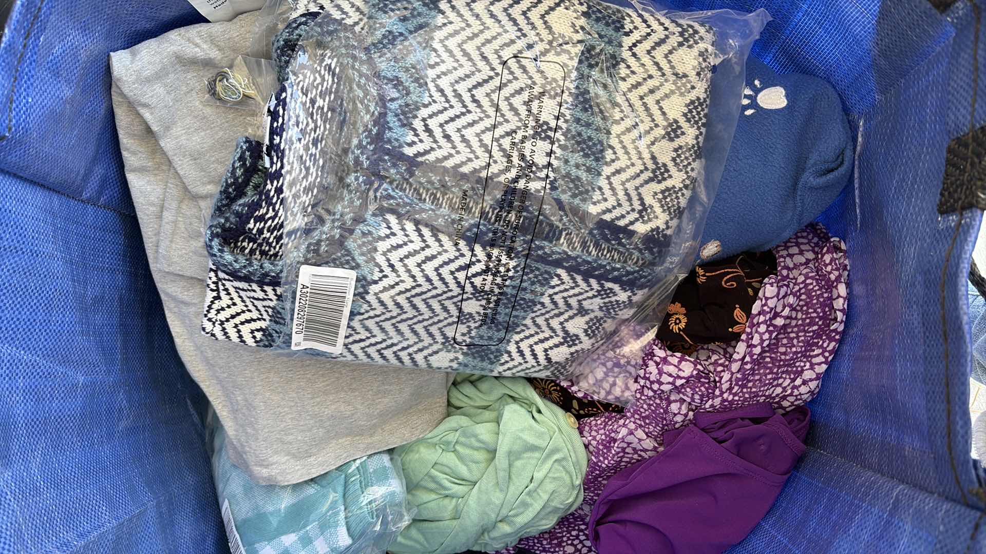 Photo 1 of DURASACK FULL OF WOMENS CLOTHING SOME NEW IN BAGS XL-2XL