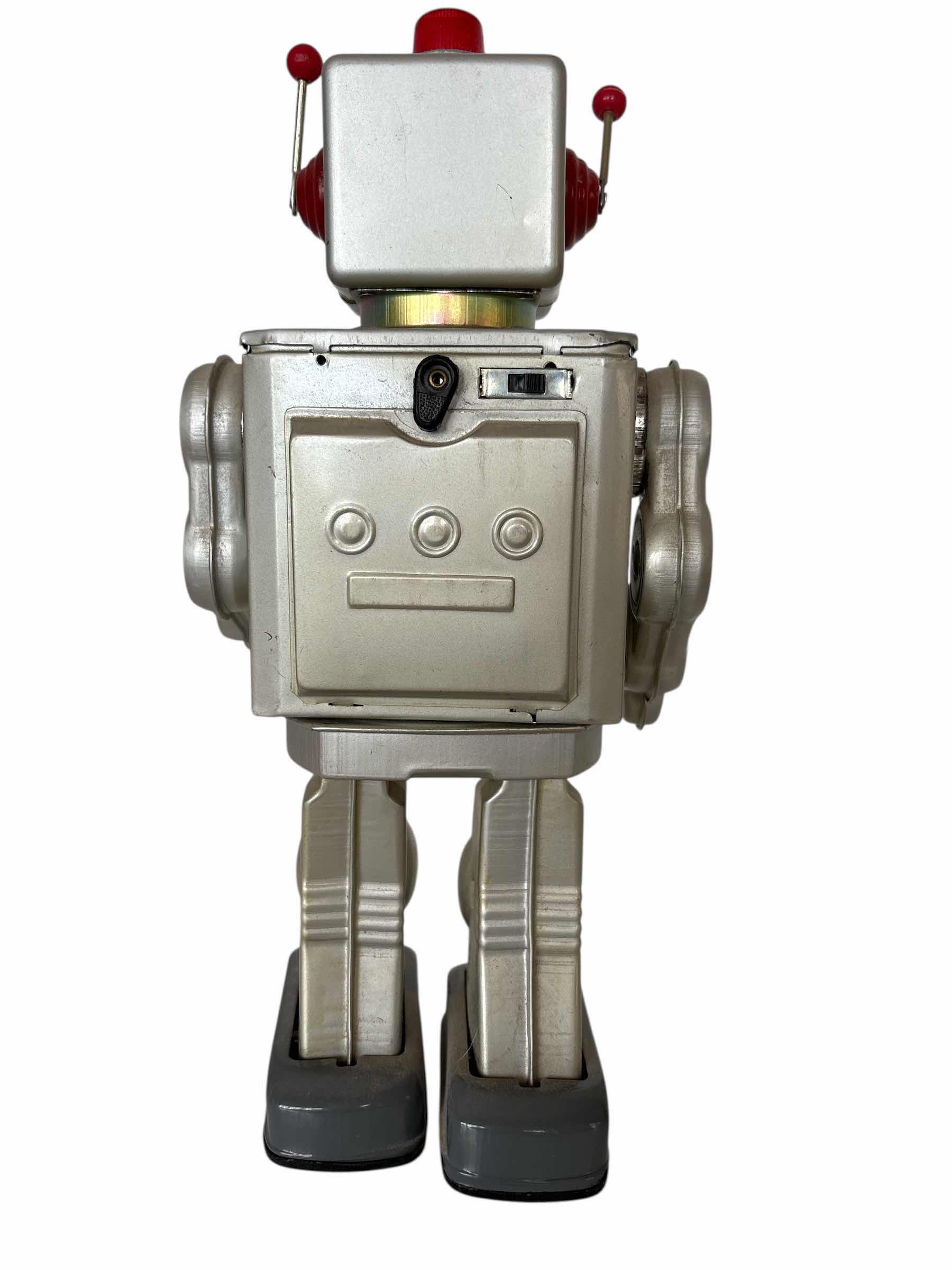 Photo 1 of VINTAGE HORIKAWA TOY SPACE WALKMAN