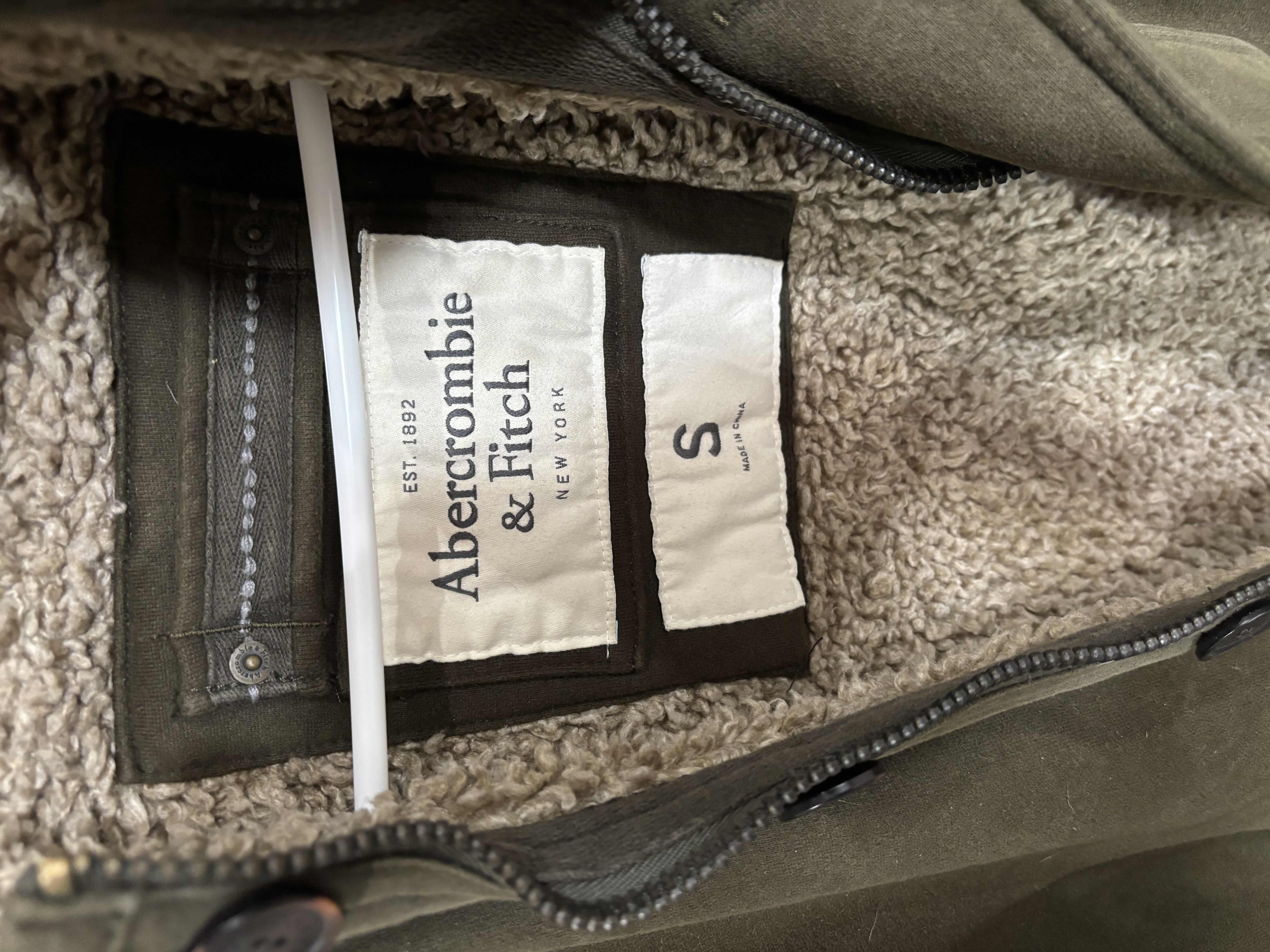 Photo 1 of ABERCROMBIE & FITCH JACKET SIZE S