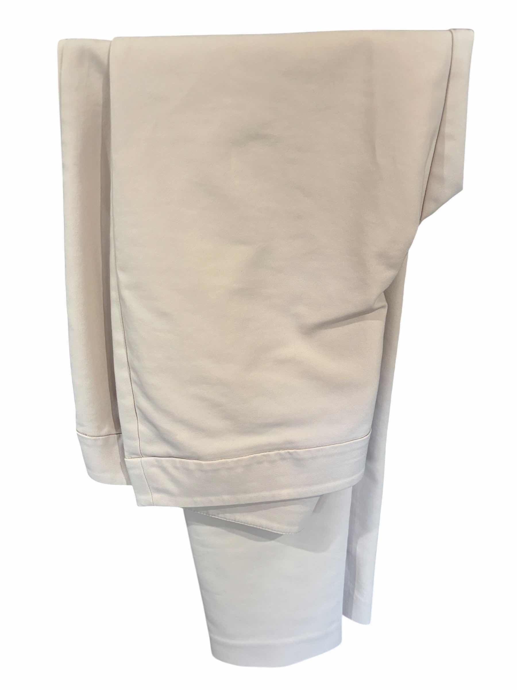 Photo 1 of ANN TAYLOR DRESS PANTS SIZE 6 & 8 (4)