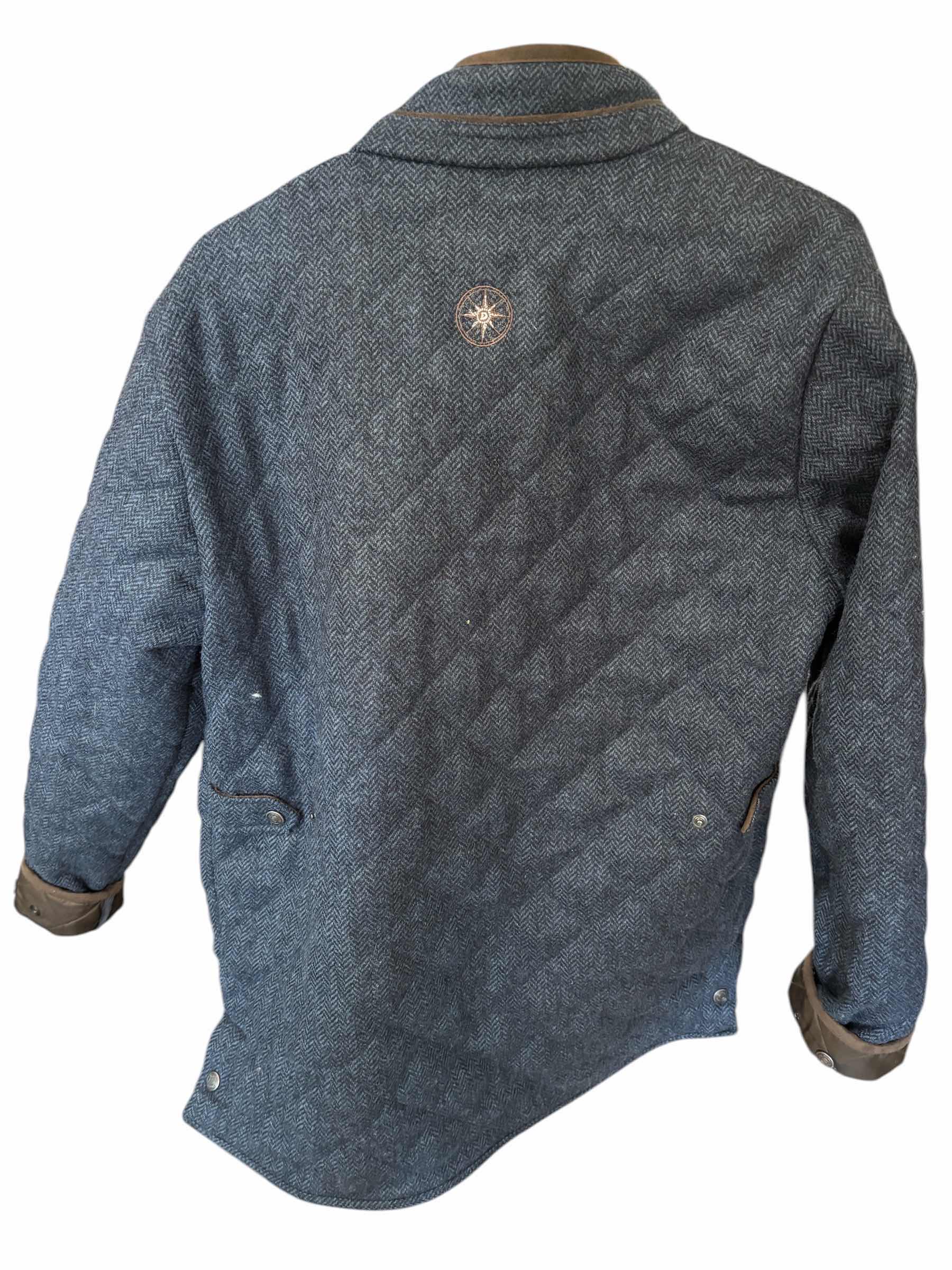 Photo 1 of PETER MILLAR QUILTED TRAVEL COAT SIZE M