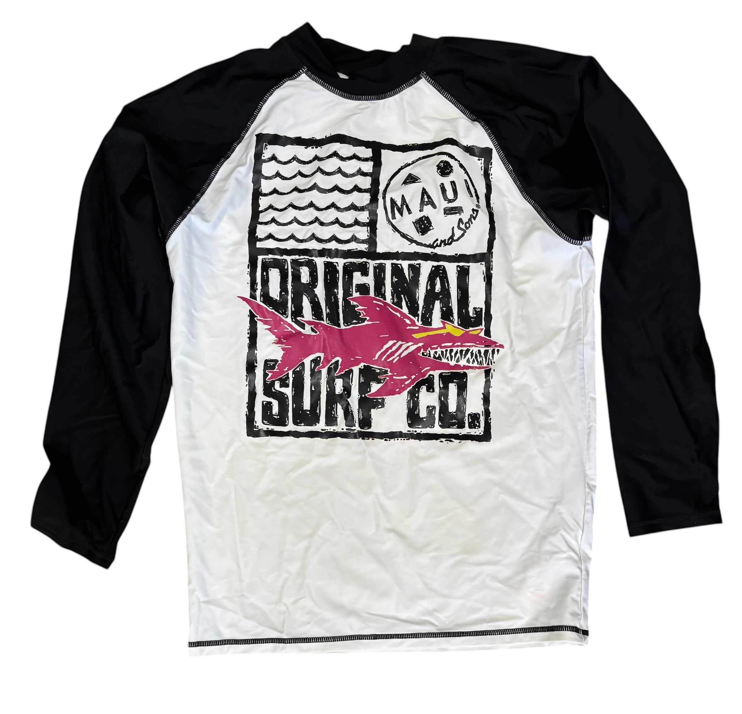 Photo 1 of RASH GUARD, SWEATERS & SHIRTS SIZE S-L (6)