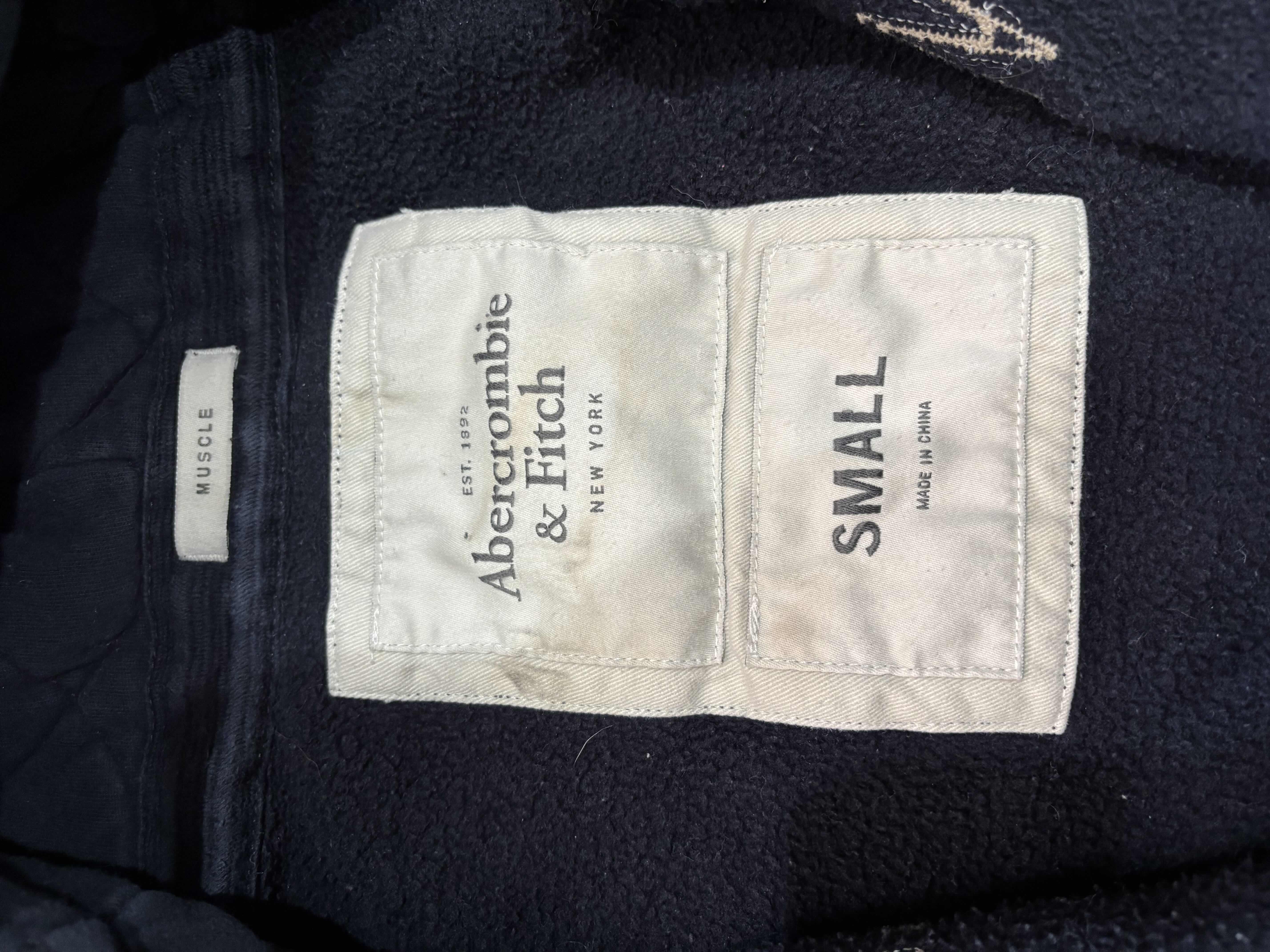 Photo 1 of ABERCROMBIE HOODIE & SEVEN TATTOO STUDIO WIND BREAKER SIZE S