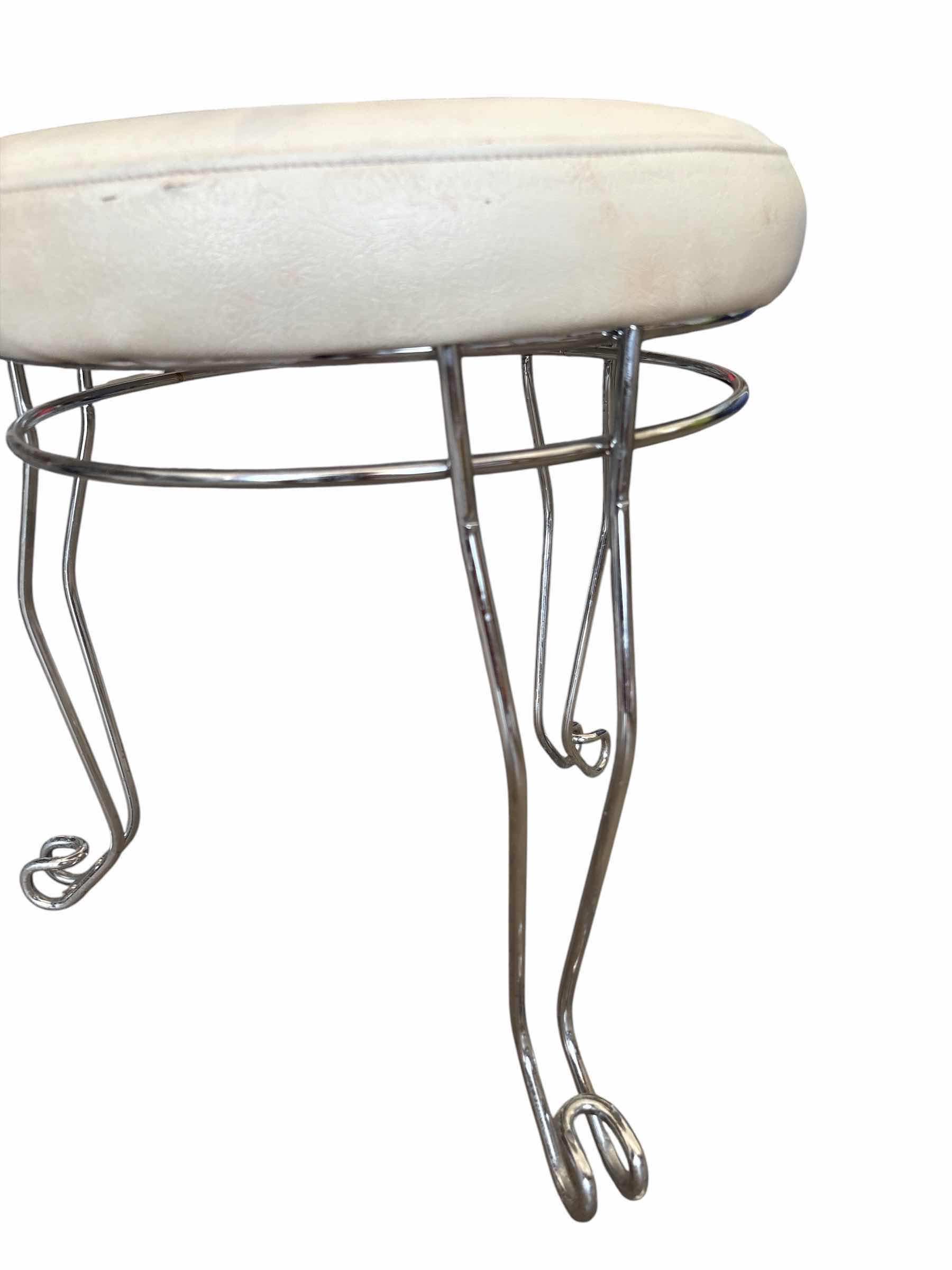 Photo 1 of CREAM VANITY STOOL H18.5”