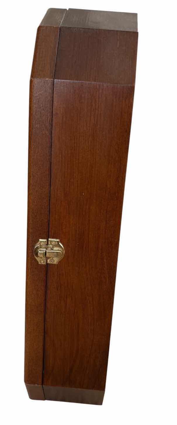 Photo 1 of VINTAGE SMC WOOD WALL-MOUNT CURIO DISPLAY CABINET WITH GLASS SHELVES, MIRRORED BACK & LOCKING GLASS DOOR 10.25”X5”H19”
