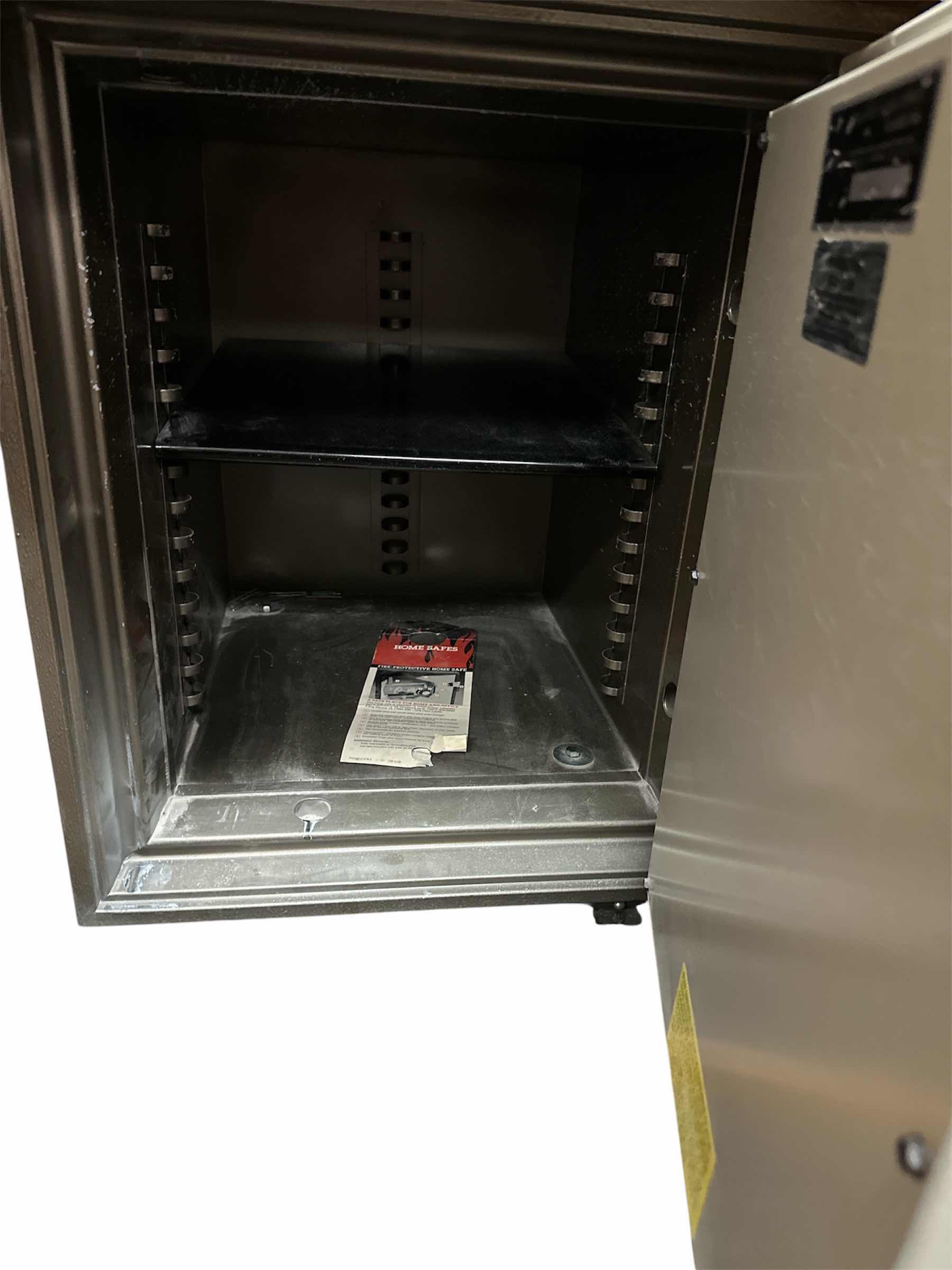 Photo 1 of MEILINK 2.0 CUBIC FOOT FIRE RESISTANT SAFE WITH COMBO
17.75” X 21” X 22”H