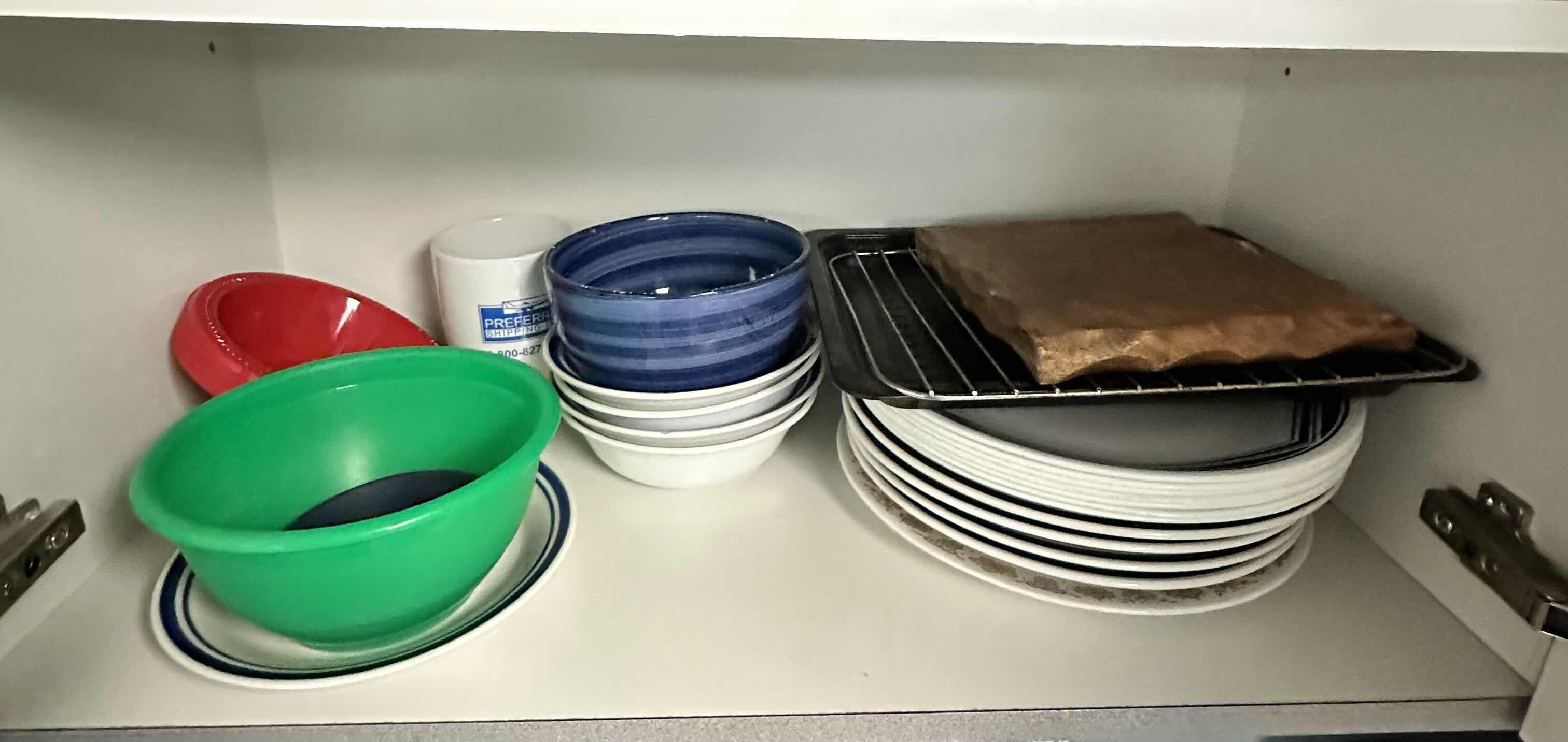 Photo 1 of *hold* CONTENTS OF CABINET