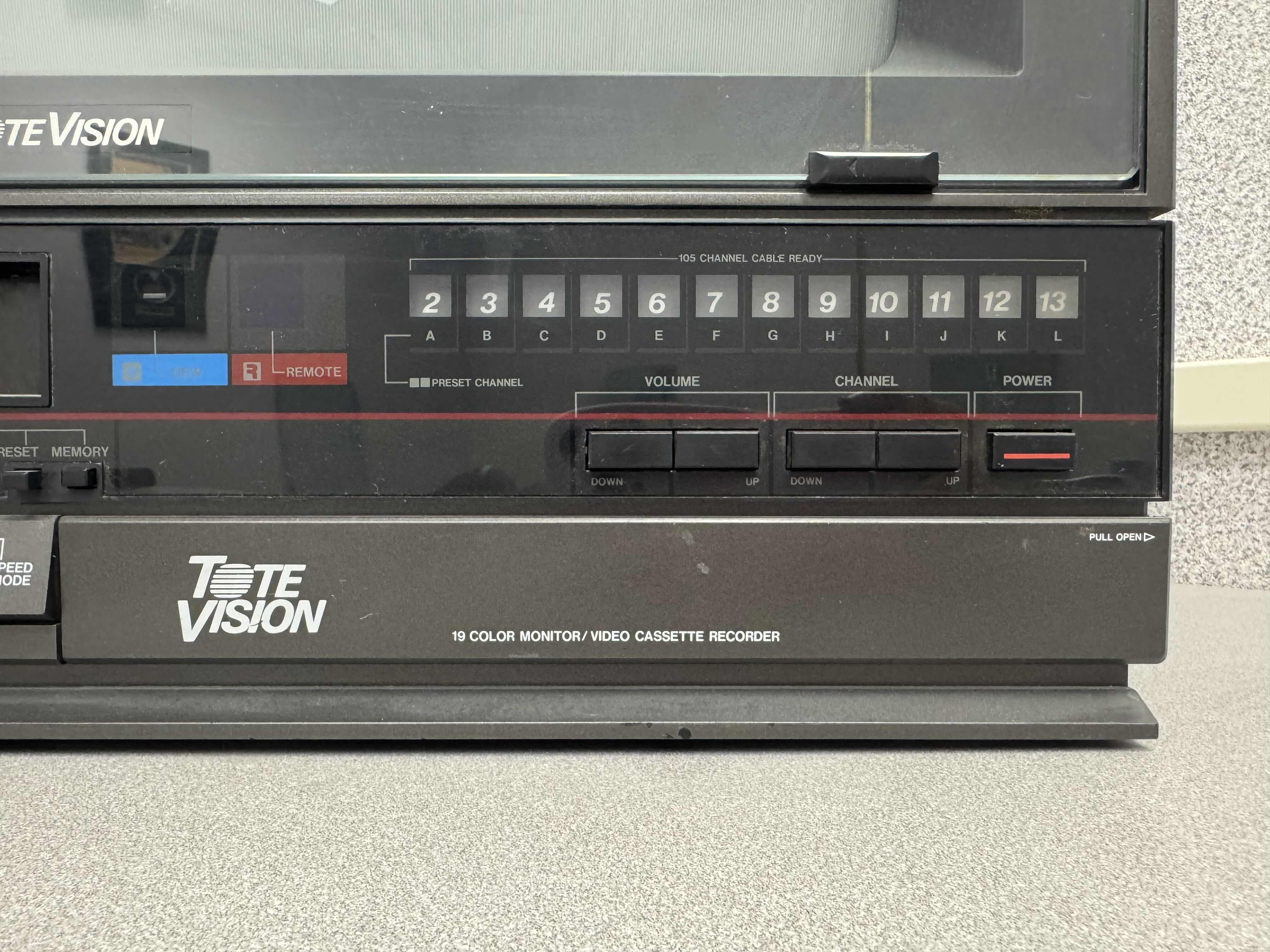Photo 1 of VINTAGE TOTEVISION TELEVISION 19 COLOR MONITOR VIDEO CASSETTE RECORDER
19” X 18” X H20”