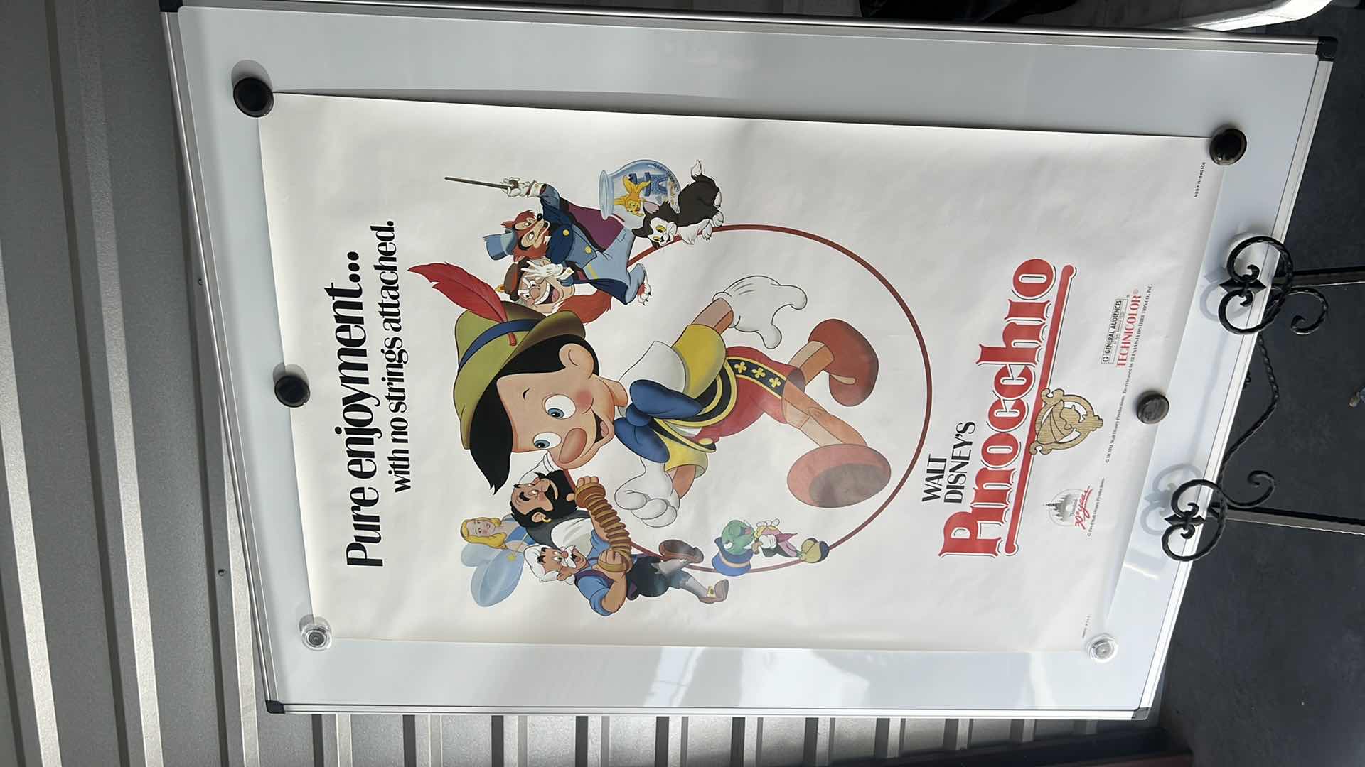 Photo 1 of PINOCCHIO MOVIE POSTER 1994 RE RELEASE 27”W X 40”H