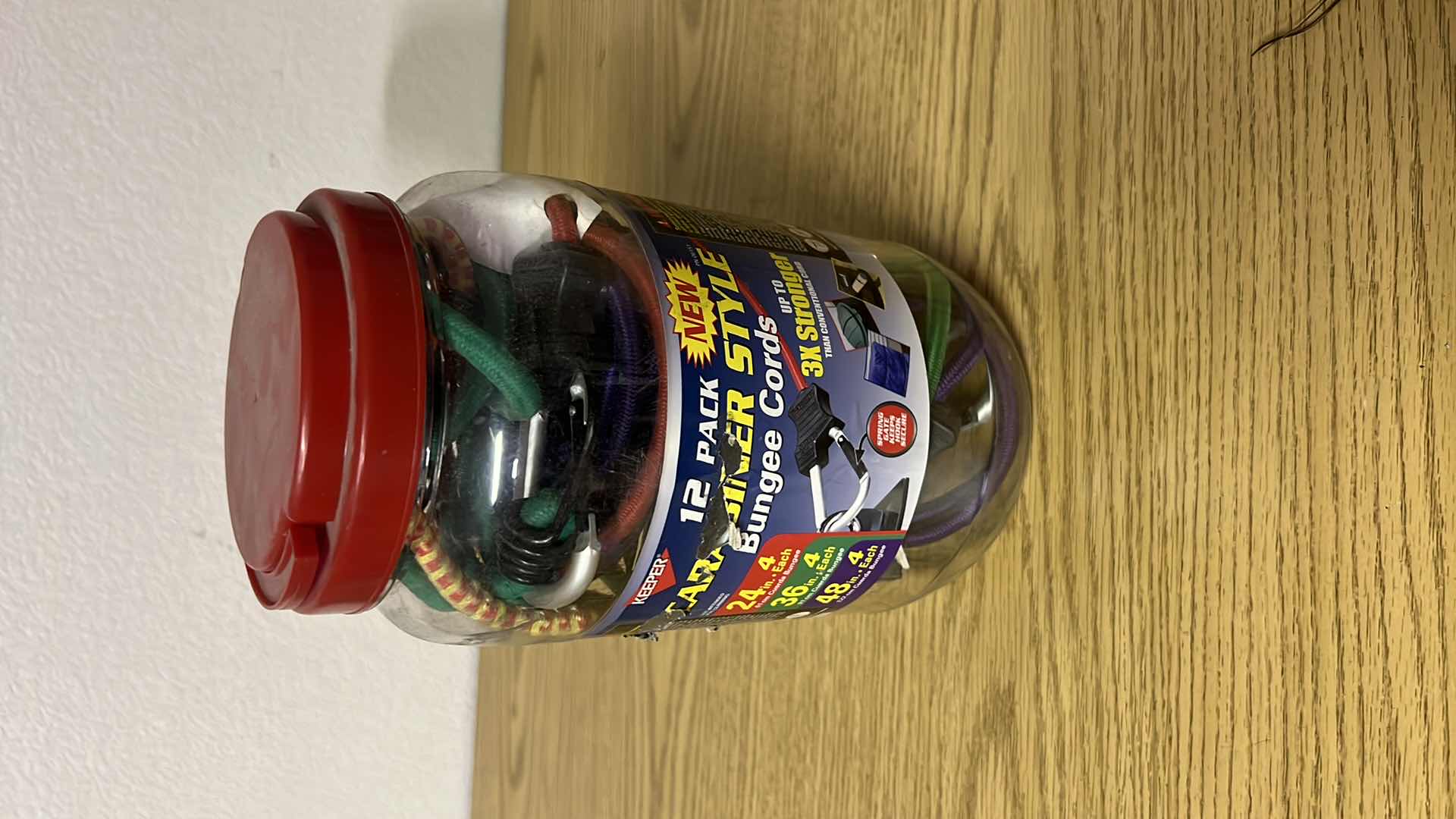 Photo 1 of TUB OF BUNGEE CORDS