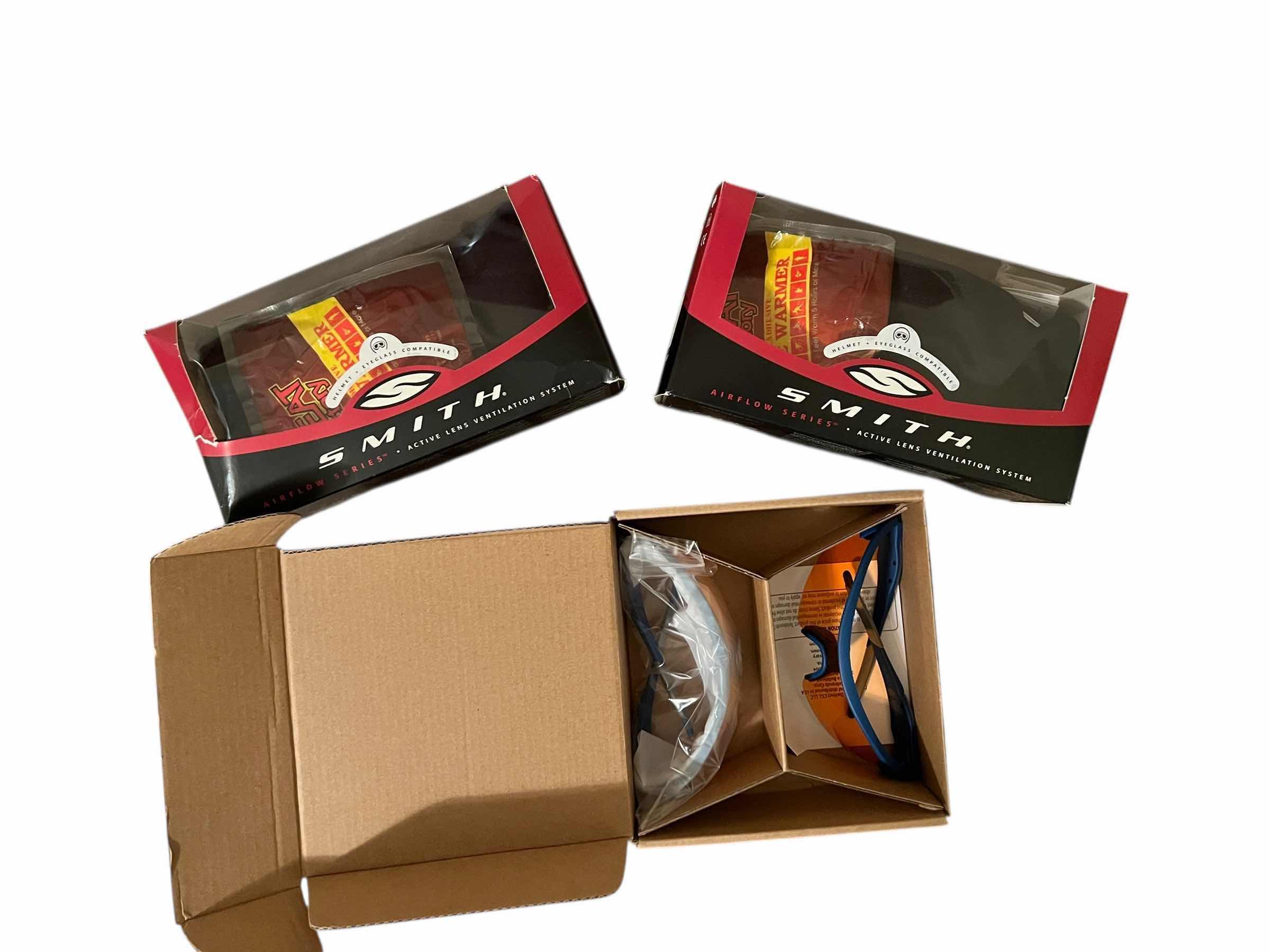 Photo 1 of NEW IN BOX SMITH AIRFLOW SERIES EYEWEAR AND SET OF 2 BULBHEAD EYEWEAR