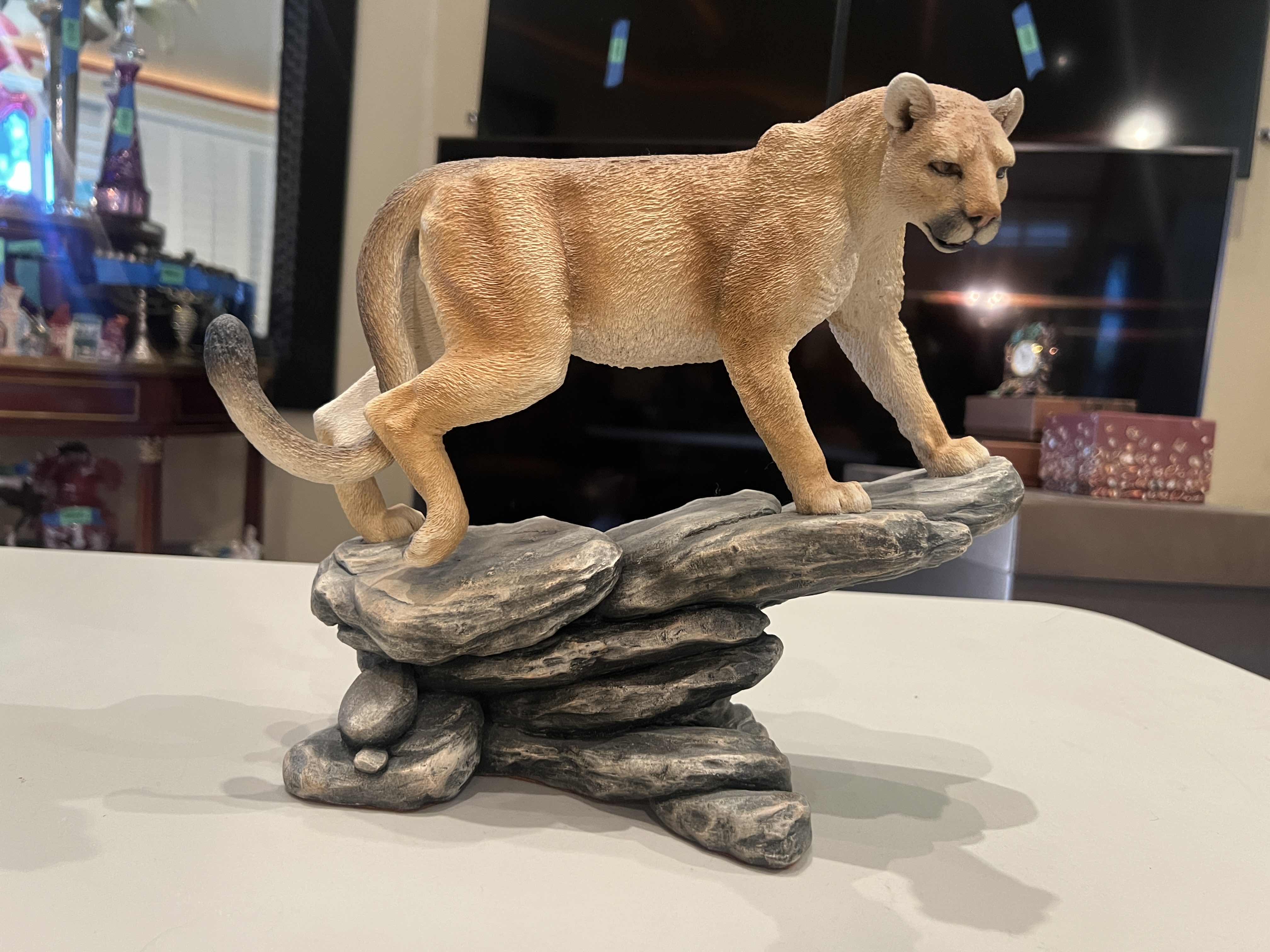 Photo 1 of CREART RESIN MOUNTAIN LION ON FLAT ROCKS 879/1500 10.5”H X 11”W