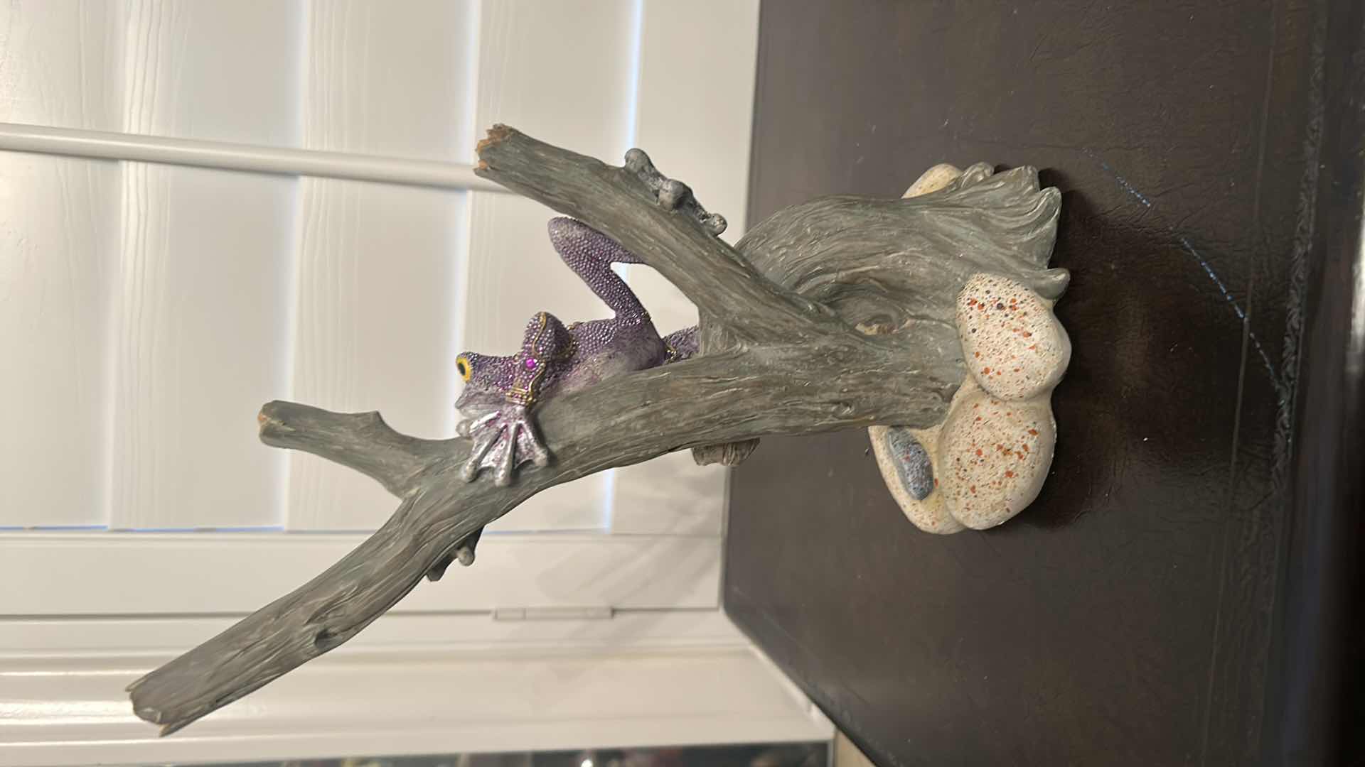 Photo 1 of HAND CARVED PAINTED COPAL WOOD ALEBRIJE FROG H12"