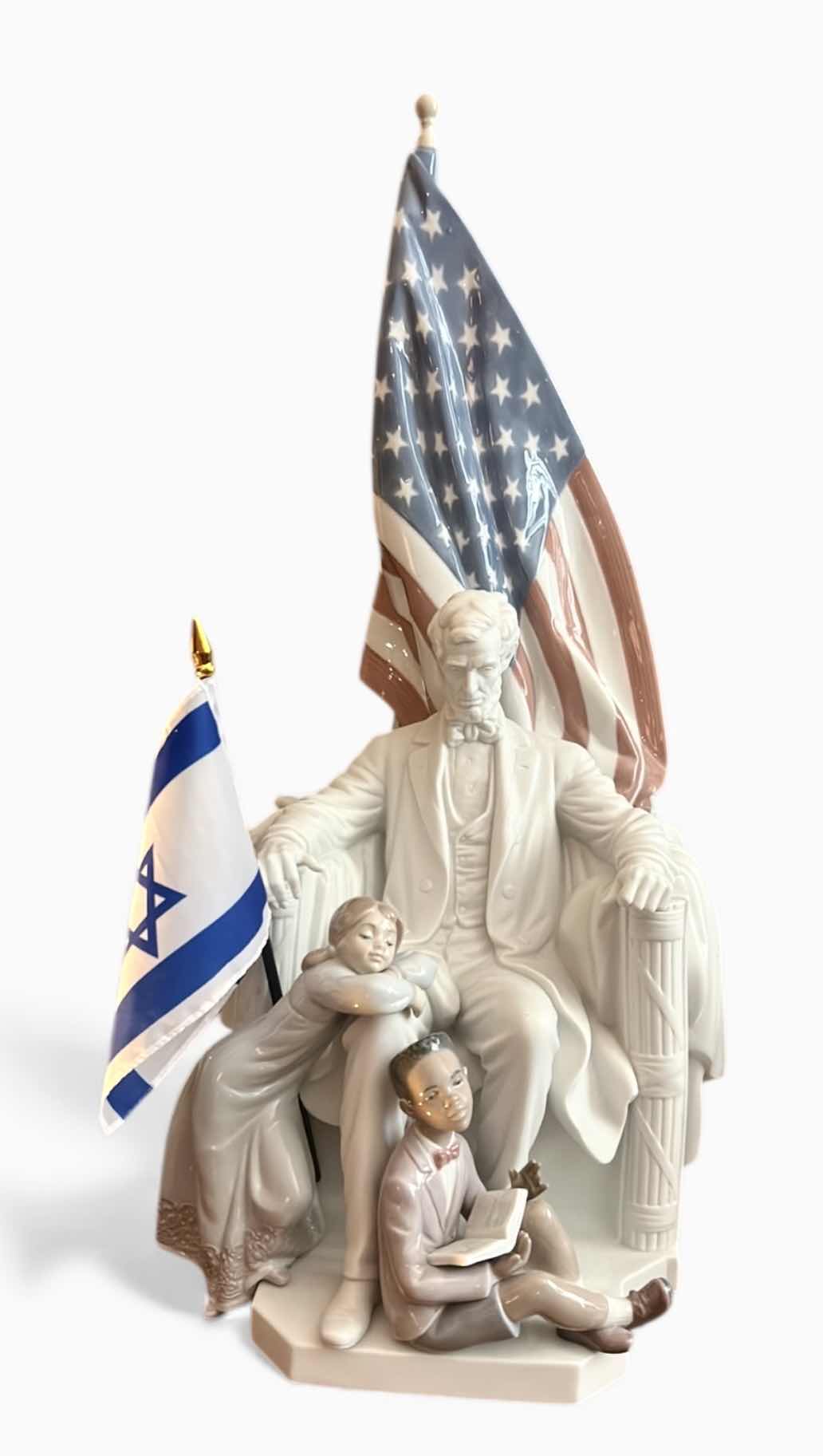 Photo 1 of LLADRO “ABRAHAM LINCOLN” PORCELAIN SCULPTURE, MODEL NUMBER 07554 OR 7554.
• IT IS A LIMITED EDITION PIECE, WITH A TOTAL RUN OF 2,500 UNITS. H24”