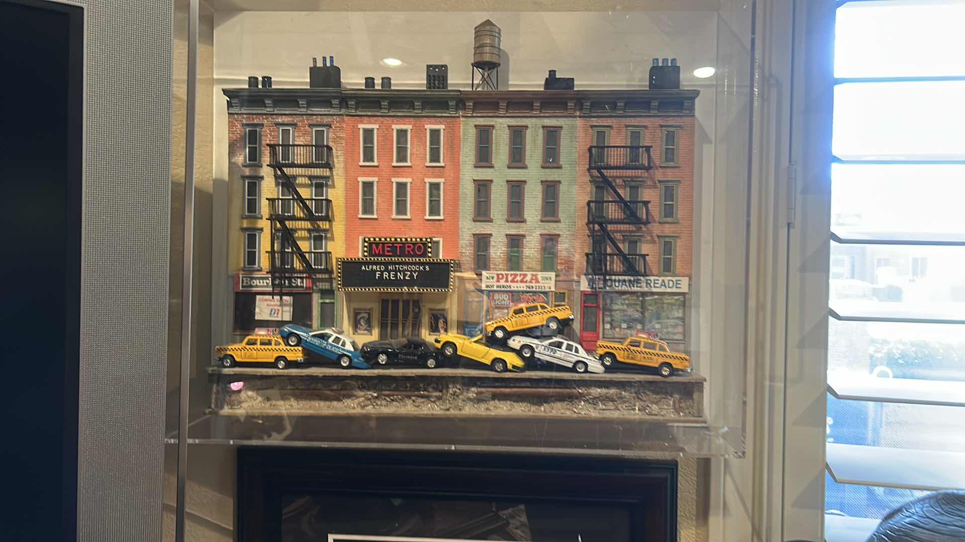 Photo 1 of ACRYLIC SHADOW BOX NEW YORK 3D ARTWORK WALL DECOR 27 1/2” x 5” x 22 1/2”