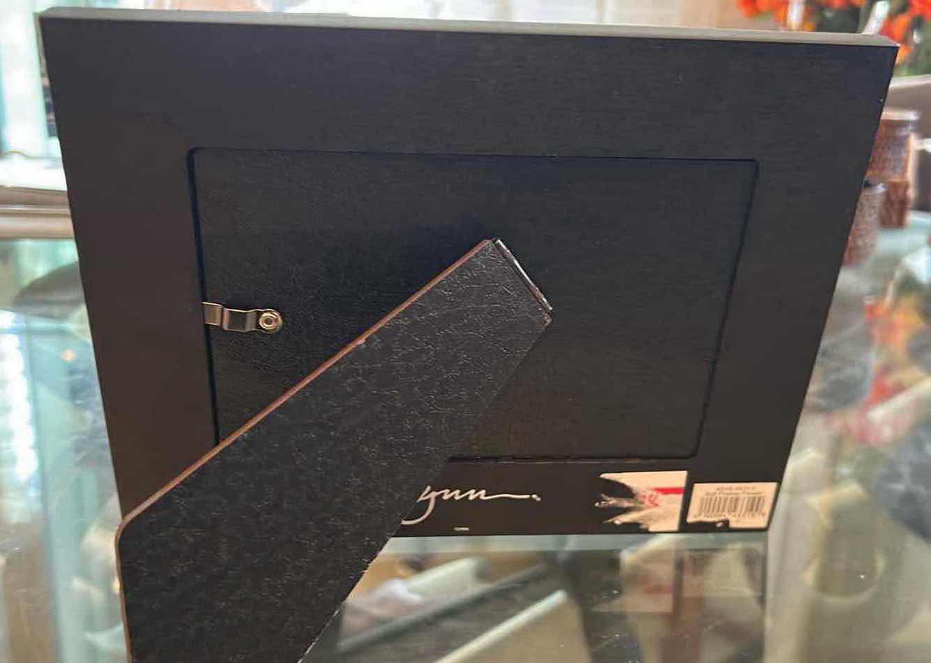 Photo 1 of 5- FLOWER FRAME FOR WYNN 4" X 6"