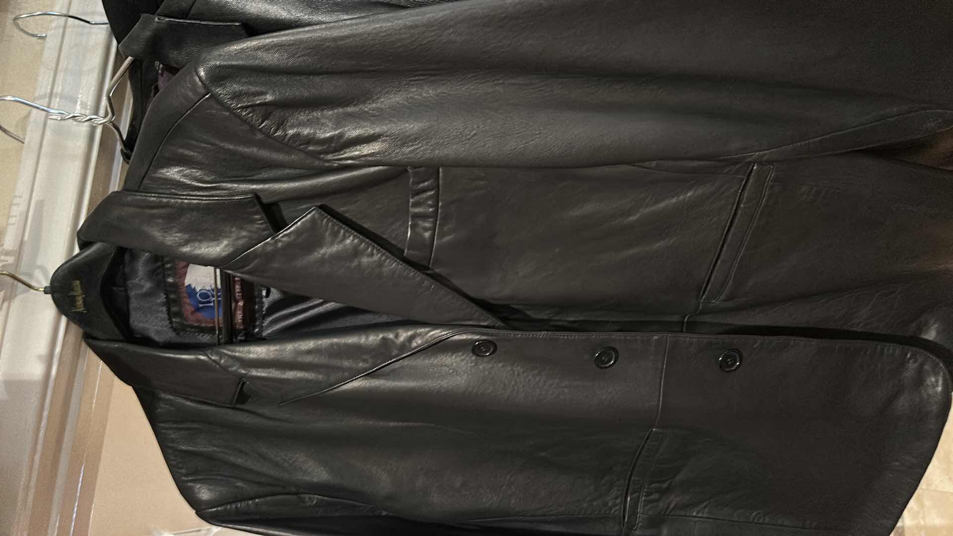Photo 1 of 4 MENS LEATHER JACKETS SIZE L - XL
