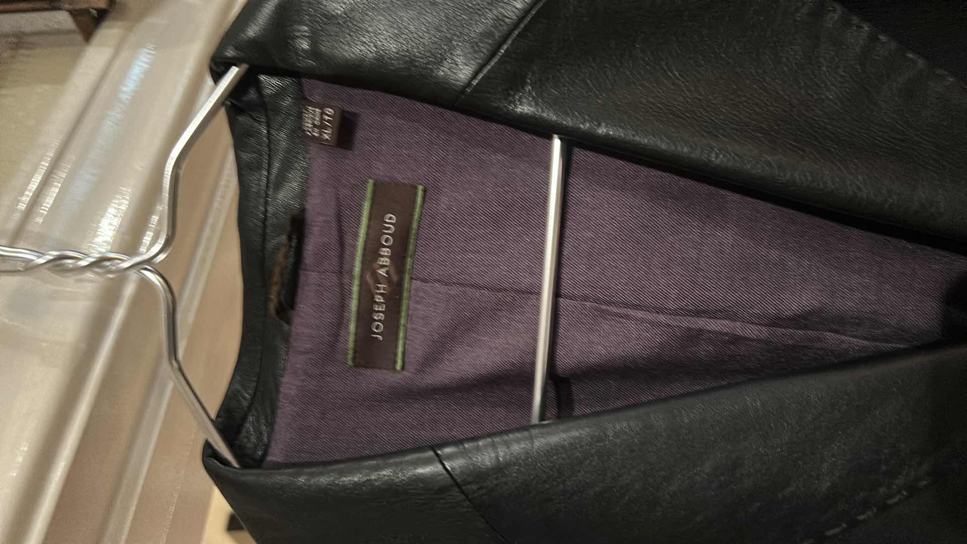 Photo 1 of 3 MENS LEATHER JACKETS L XL