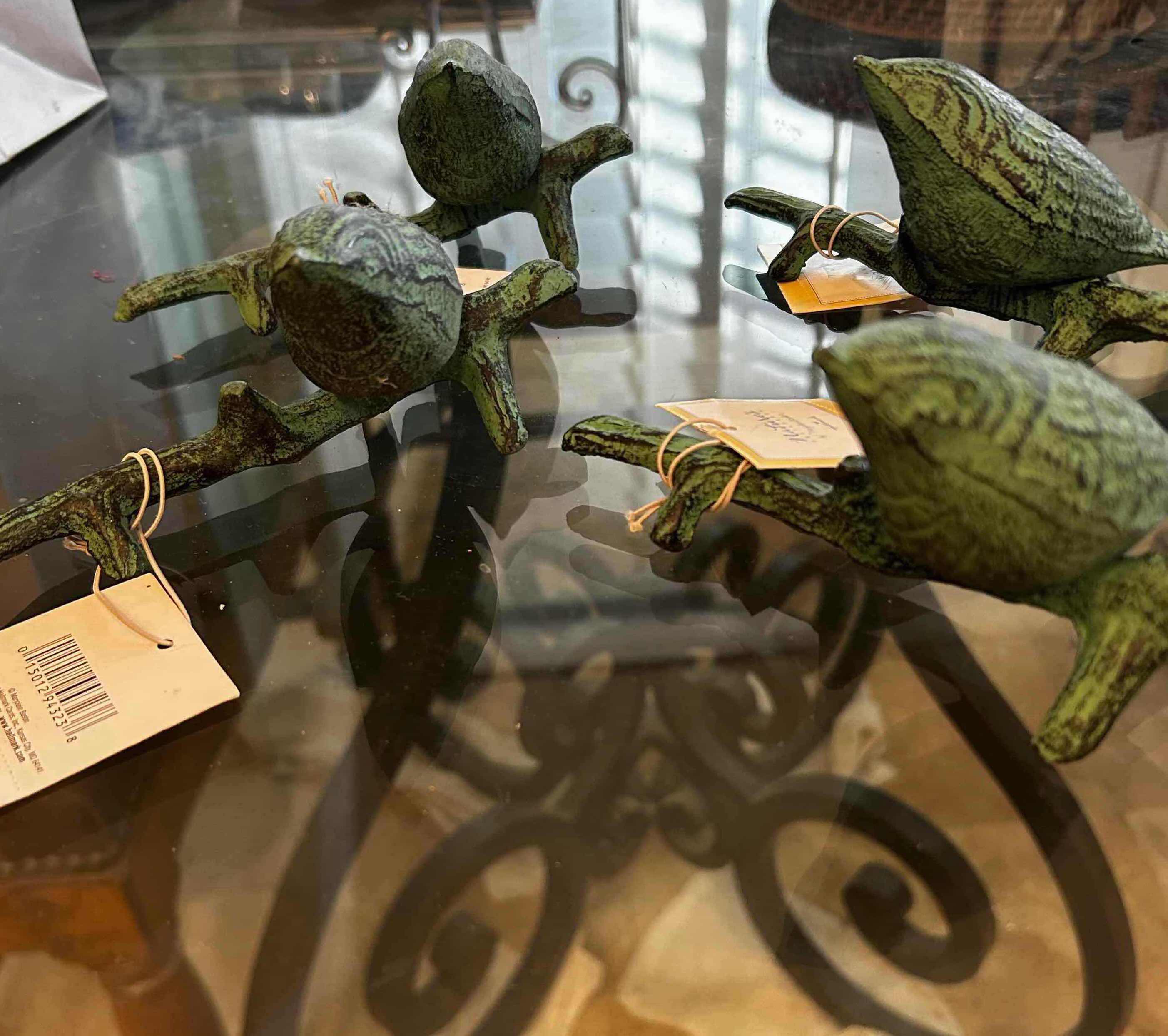 Photo 1 of 4- NATURES GREEN CAST IRON BIRD ON BRANCH