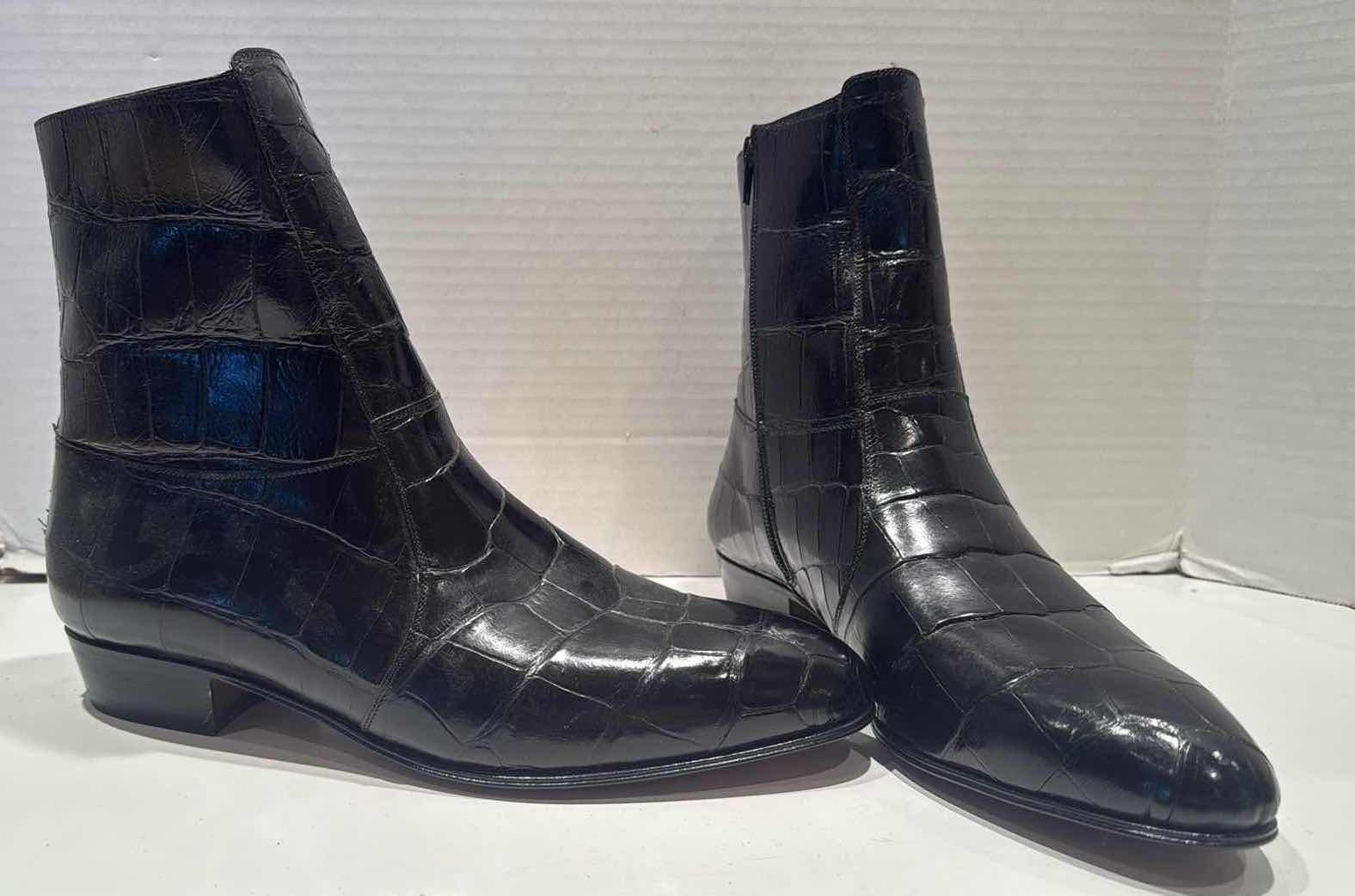 Photo 1 of AVENTURA BLACK SKIN LEATHER MEN’S ANKLE DRESS BOOTS (SIZE 10 M)-LIKE NEW