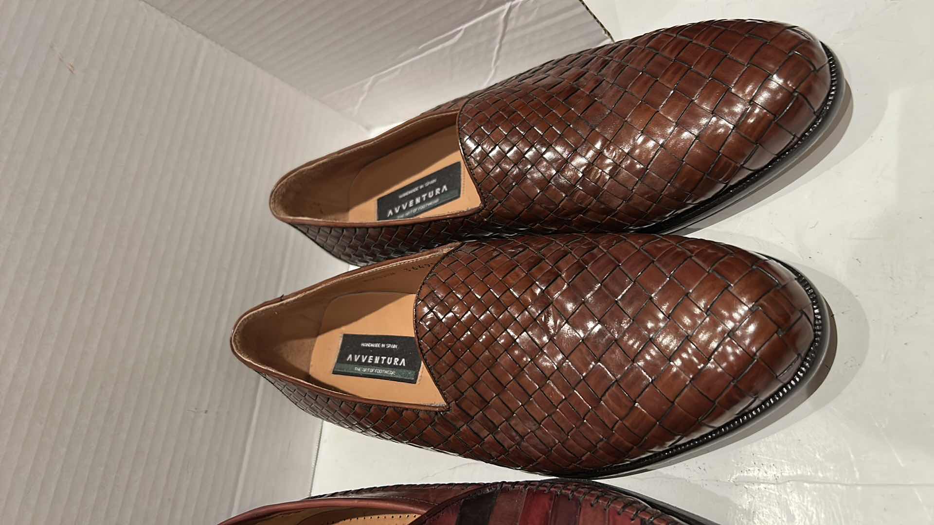 Photo 1 of 2- DESIGNER AVENTURA MEN'S LEATHER LOAFERS, MADE IN SPAIN (SIZE 10)