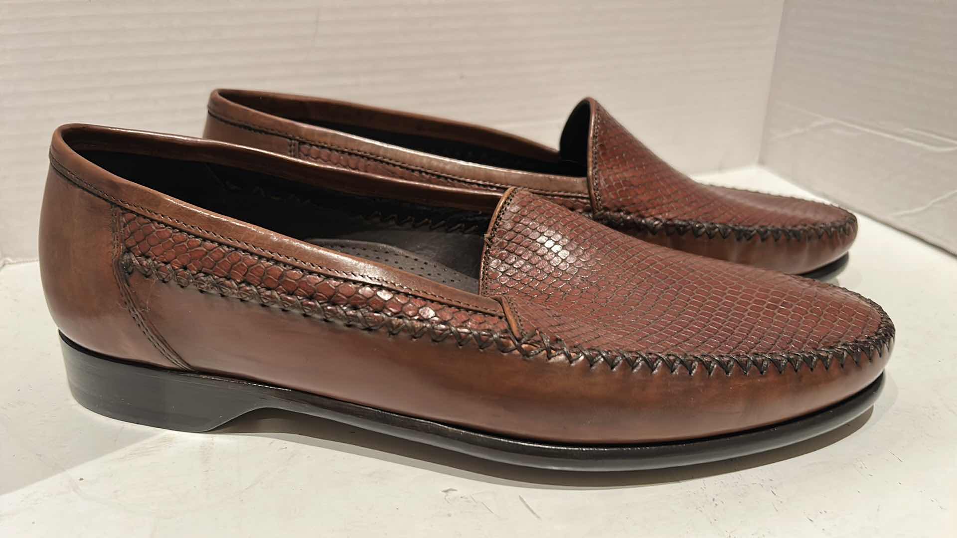 Photo 1 of 2 PAIRS-DESIGNER BRAGANO ITALIAN CRAFTED MEN'S LOAFERS SHOES (SIZE 10.5)