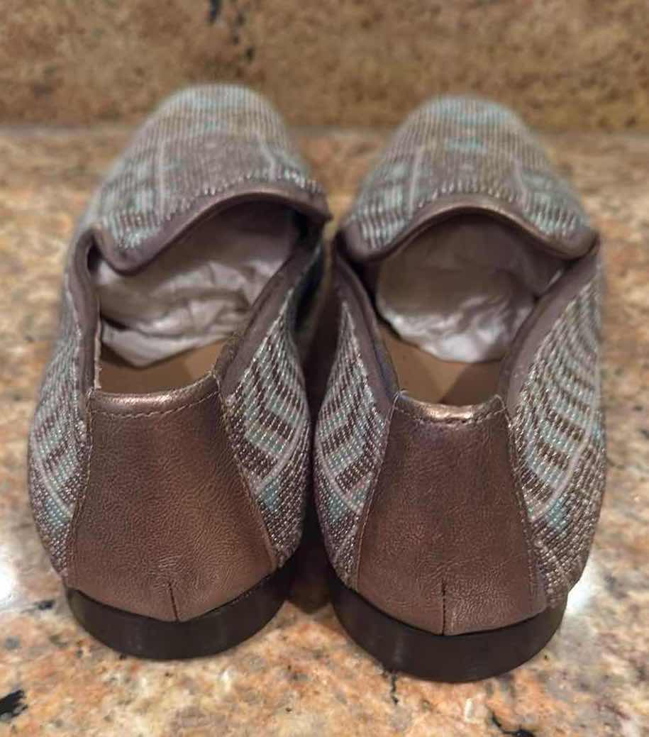 Photo 1 of DONALD J PLINER DESIGNER BEADED MEN’S LOAFERS (SIZE 10.5)