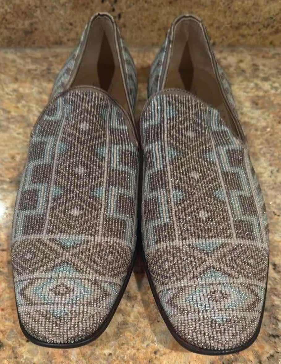 Photo 1 of DONALD J PLINER DESIGNER BEADED MEN’S LOAFERS (SIZE 10.5)