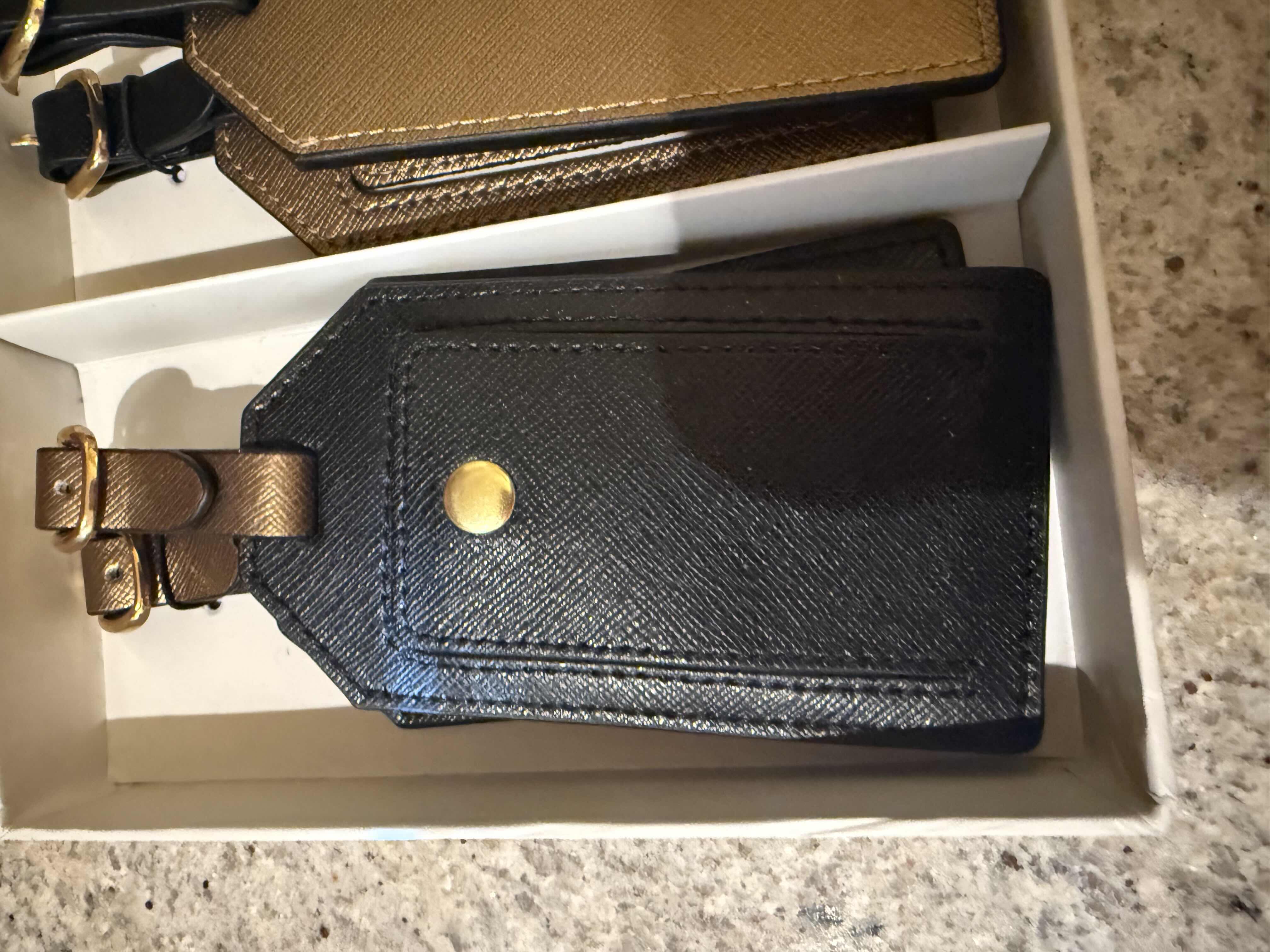 Photo 1 of NEW 4- NEIMUM MARCUS LUGGAGE TAGS